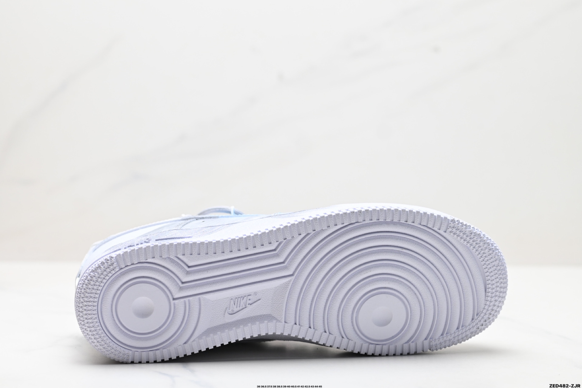 NIKE AIR FORCE 1‘07 LV8 YY2024-626