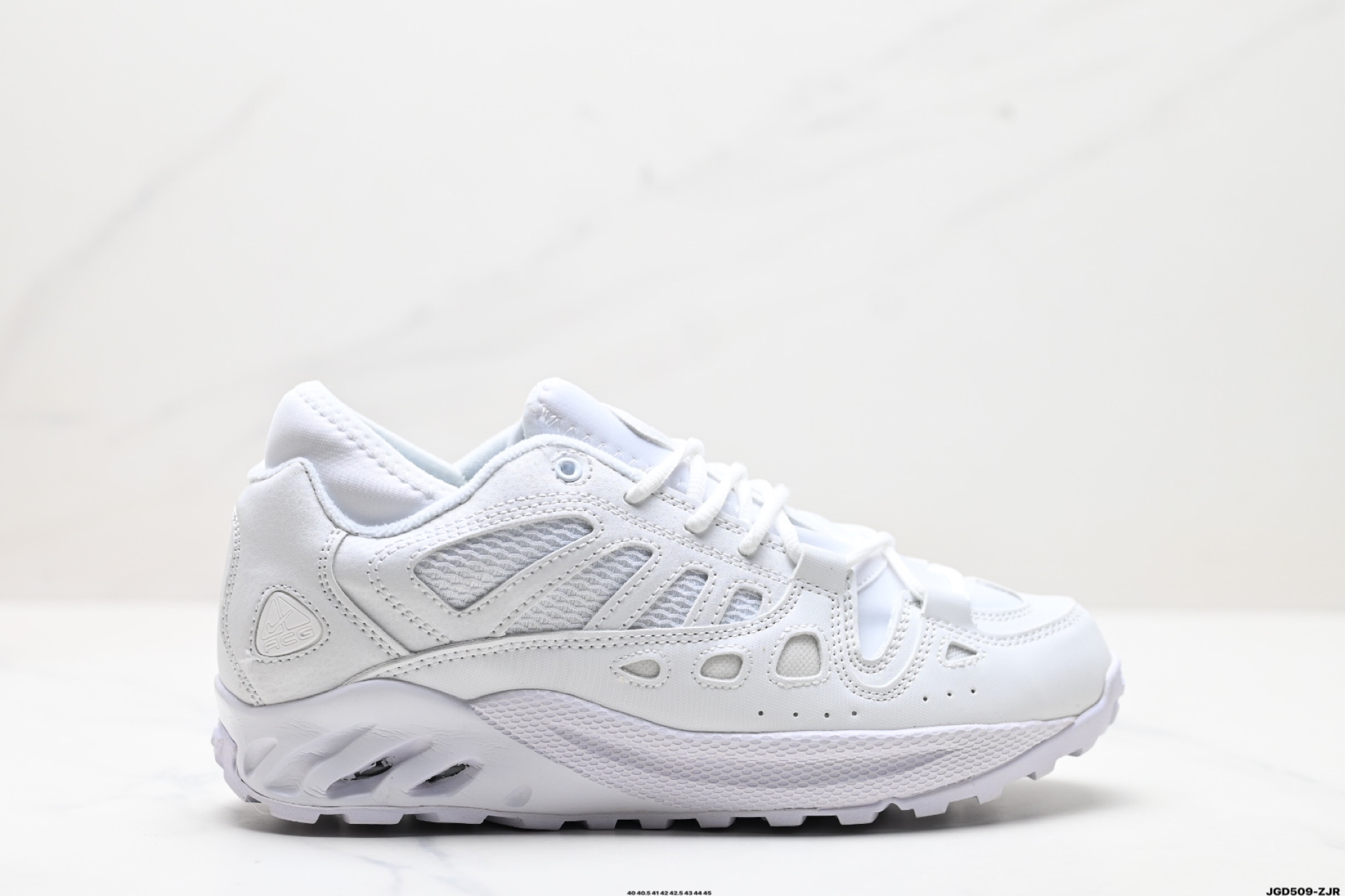 NK ACG Mountain Fly 2 Low 户外登山系列越跑高帮休闲运动徒步鞋