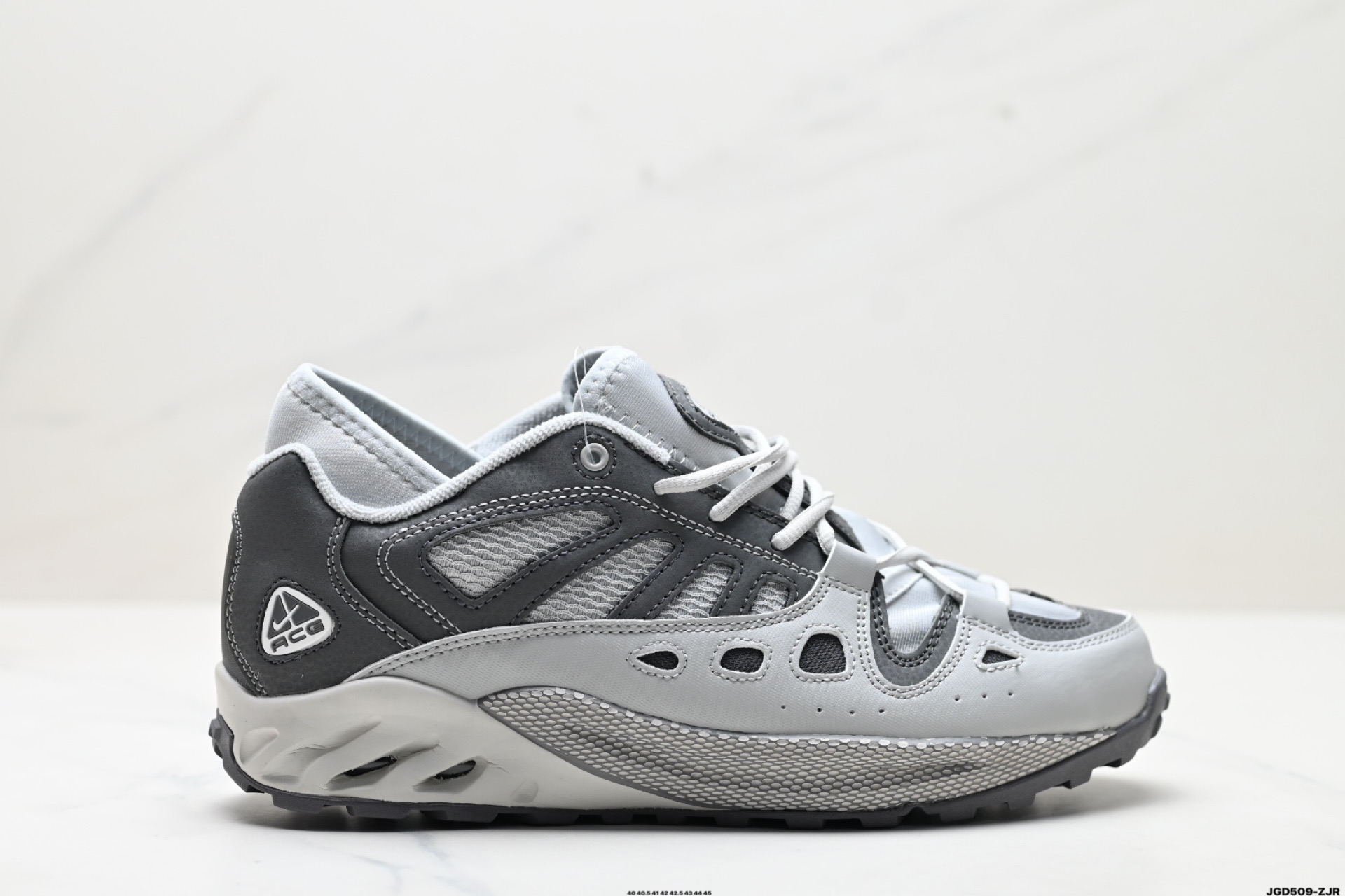 NK ACG Mountain Fly 2 Low 户外登山系列越跑高帮休闲运动徒步鞋