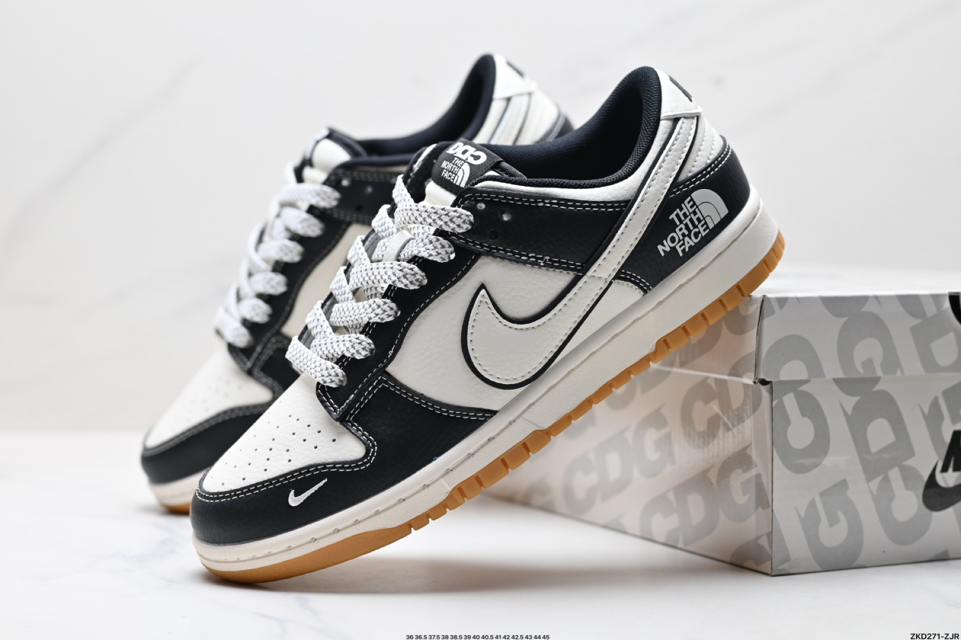 NK Dunk Low Retro “DIY高端定制” 低帮休闲运动板鞋  XX3168-119