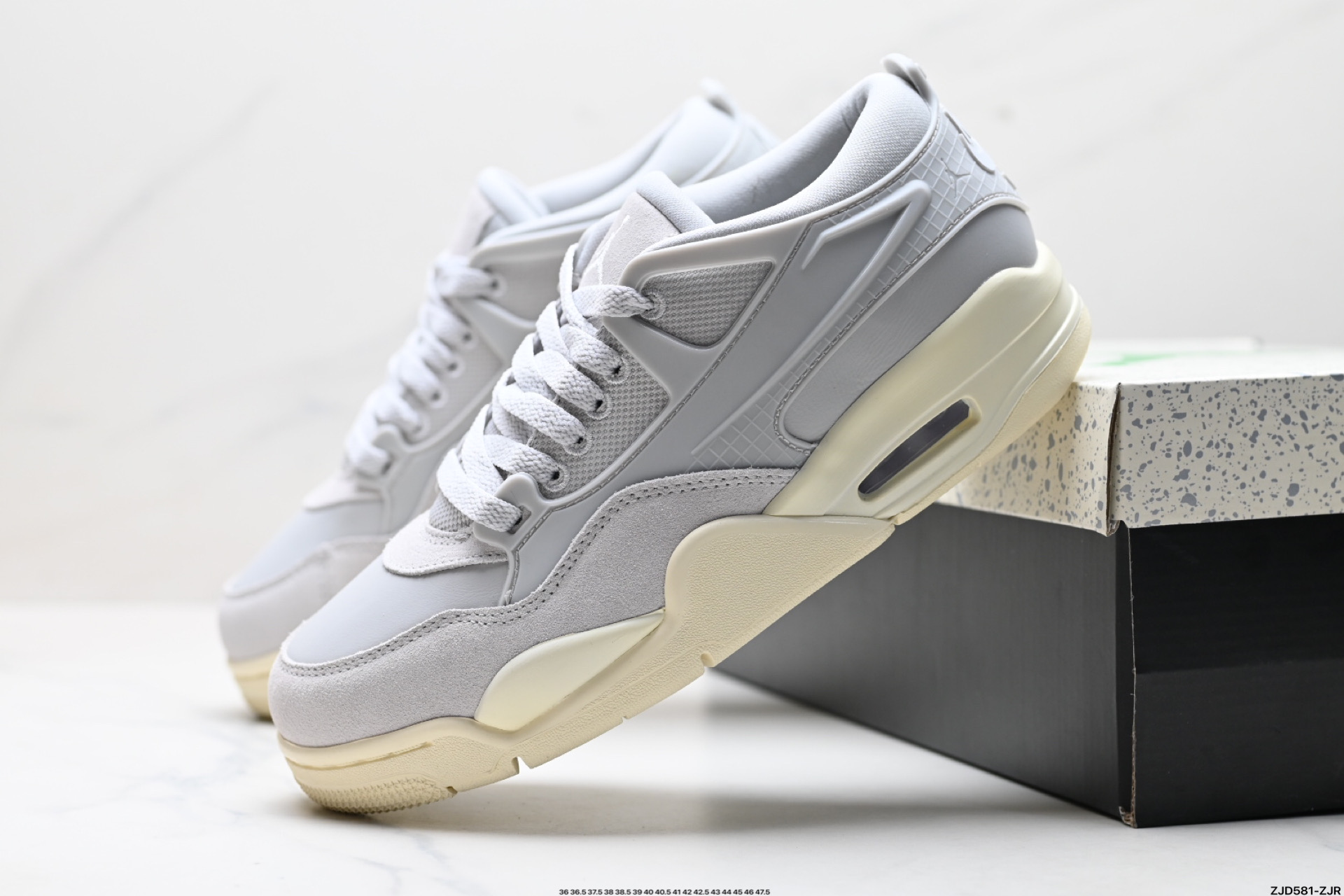 Nike Air Jordan 4 RM 防滑 低帮 复古篮球鞋 橡胶耐磨防滑大底  FQ7940-001