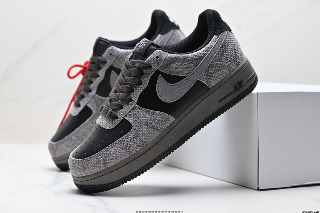 NIKE AIR FORCE 1‘07  HF2898-001