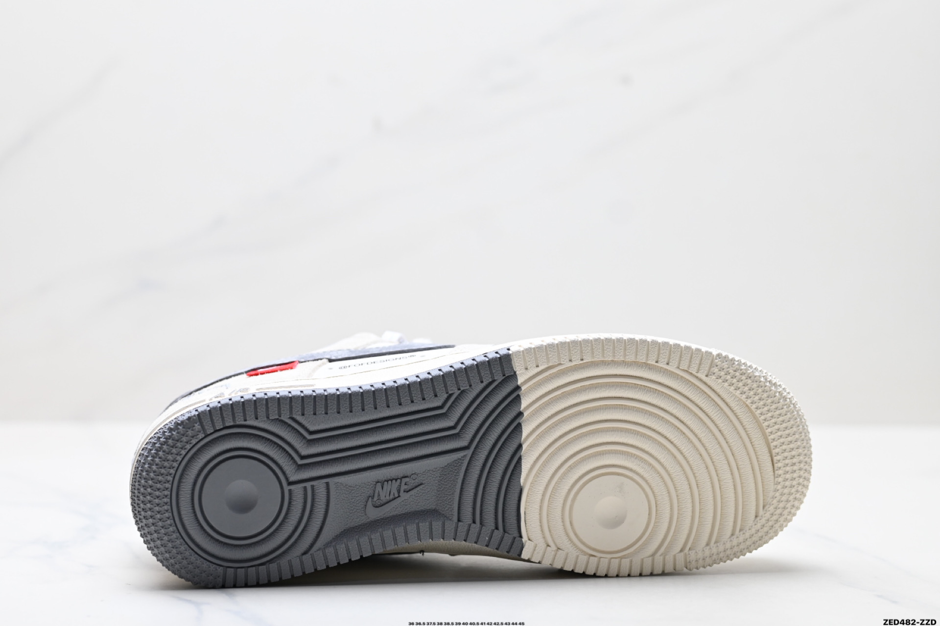 NIKE AIR FORCE 1‘07 LV8  SJ6698-024