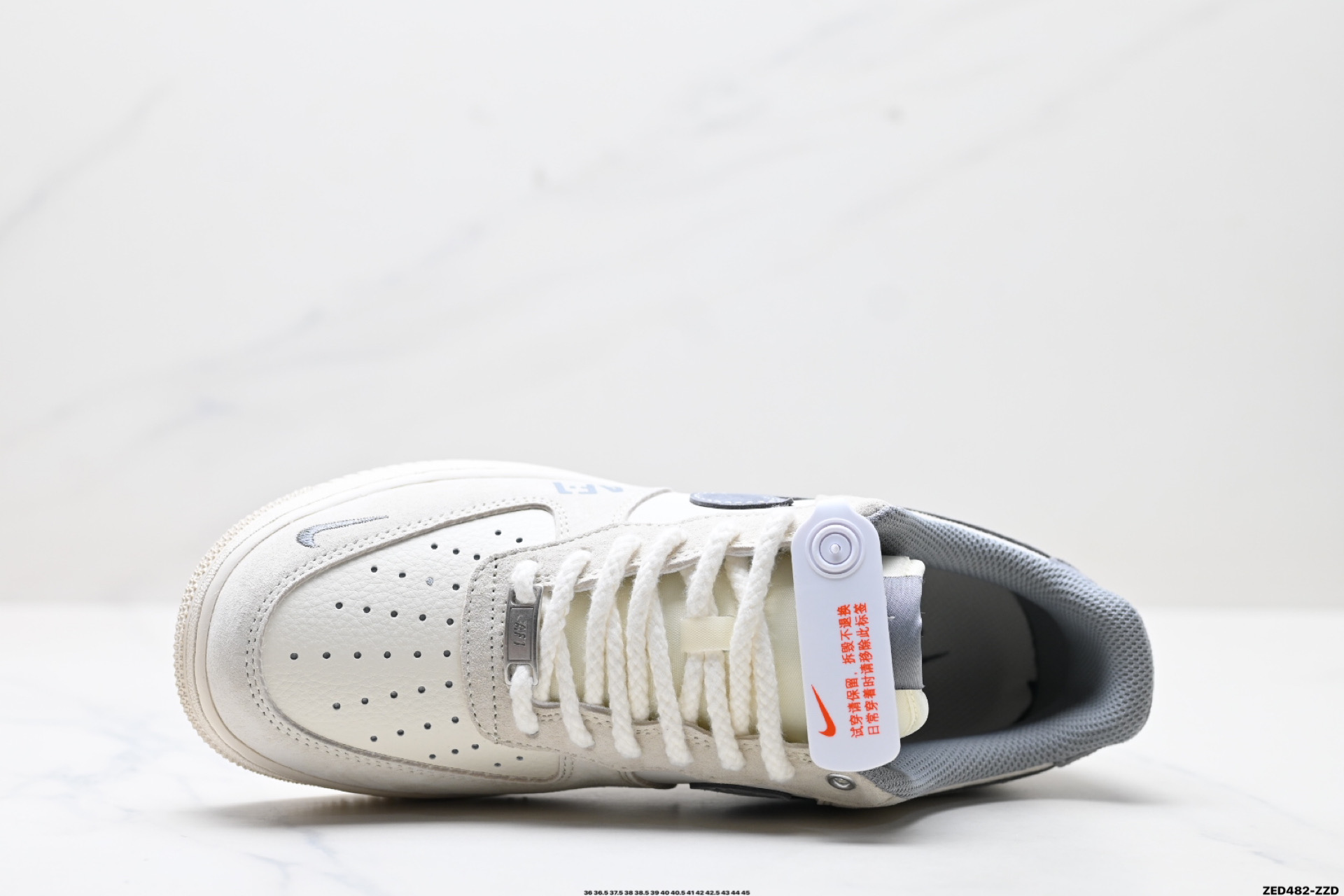 NIKE AIR FORCE 1‘07 LV8  SJ6698-024