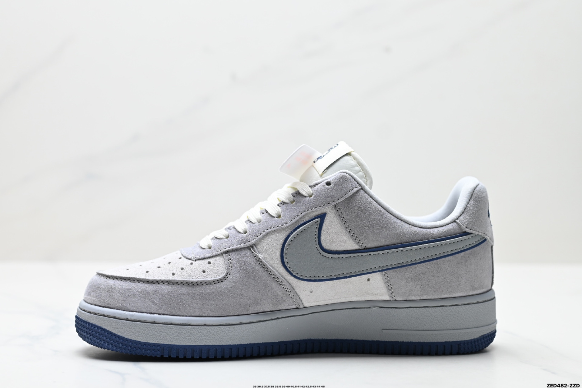 NIKE AIR FORCE 1‘07 LV8  DF0188-017
