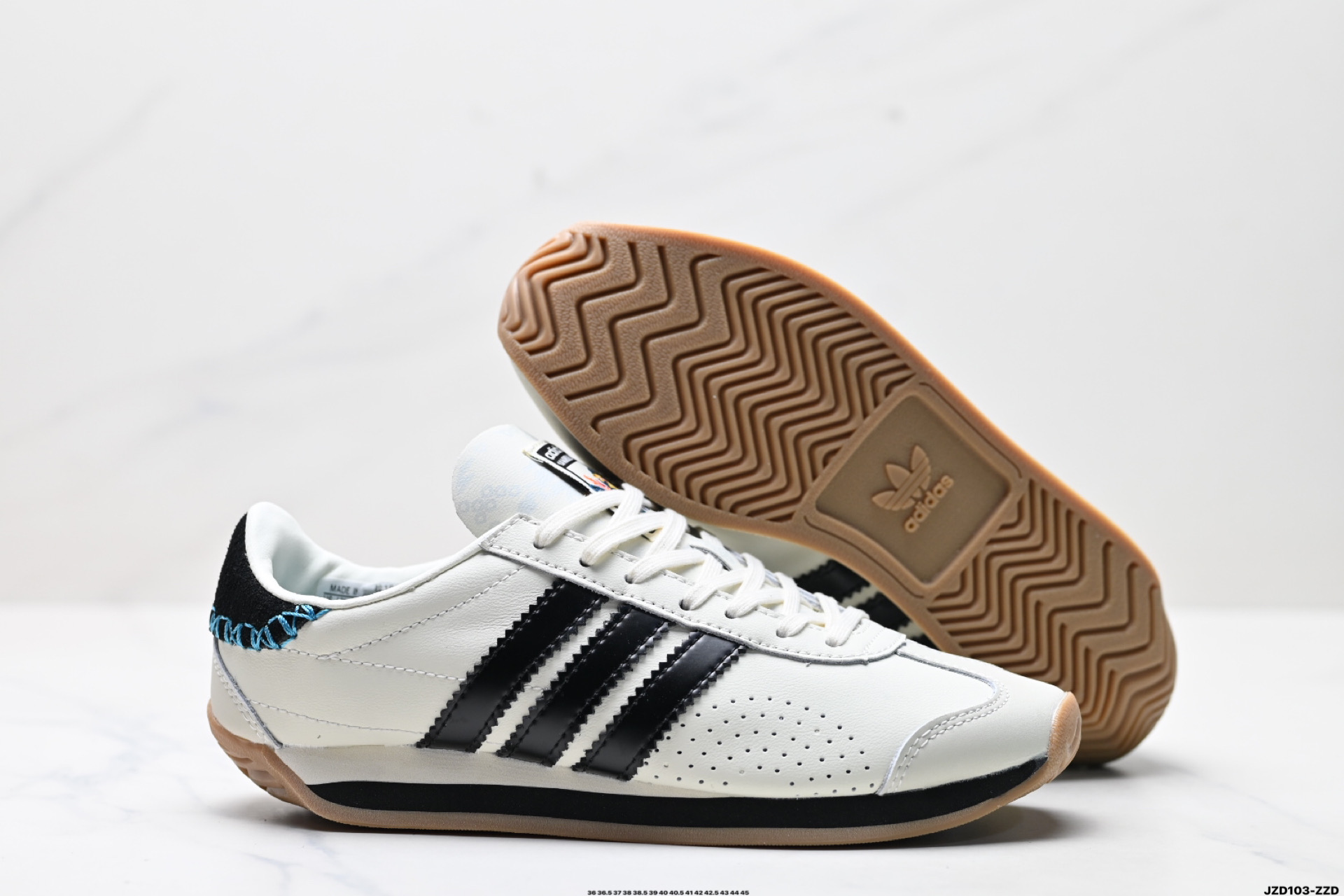 Adidas WB Country 生胶底 秀气大方的鞋型  GW1388