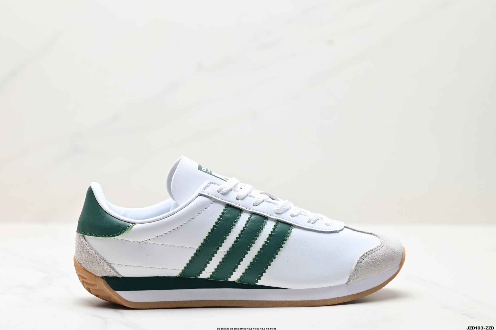 Adidas WB Country 生胶底 秀气大方的鞋型  GW1388