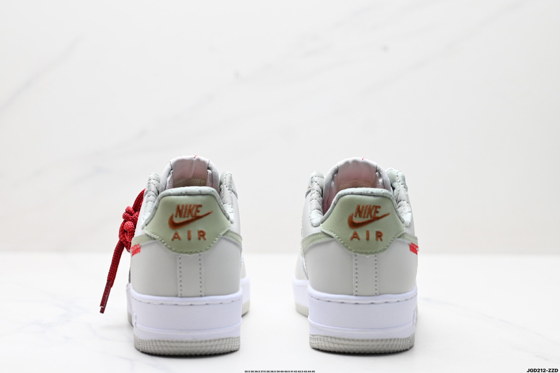 NIKE AIR FORCE 1‘07 LV8  HV6000-131