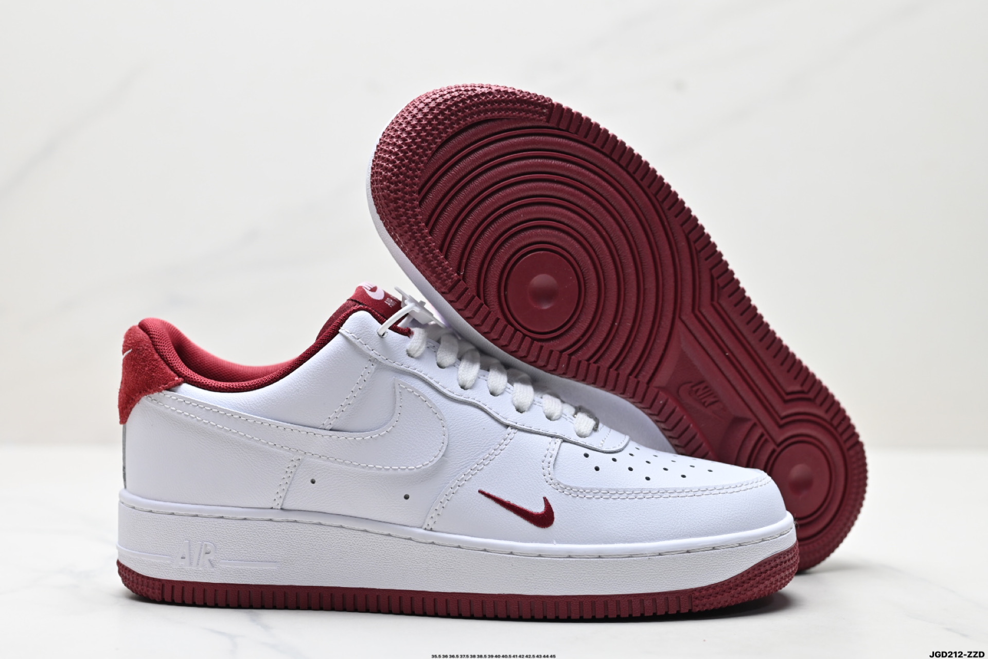 NIKE AIR FORCE 1‘07 LV8  HV6000-100