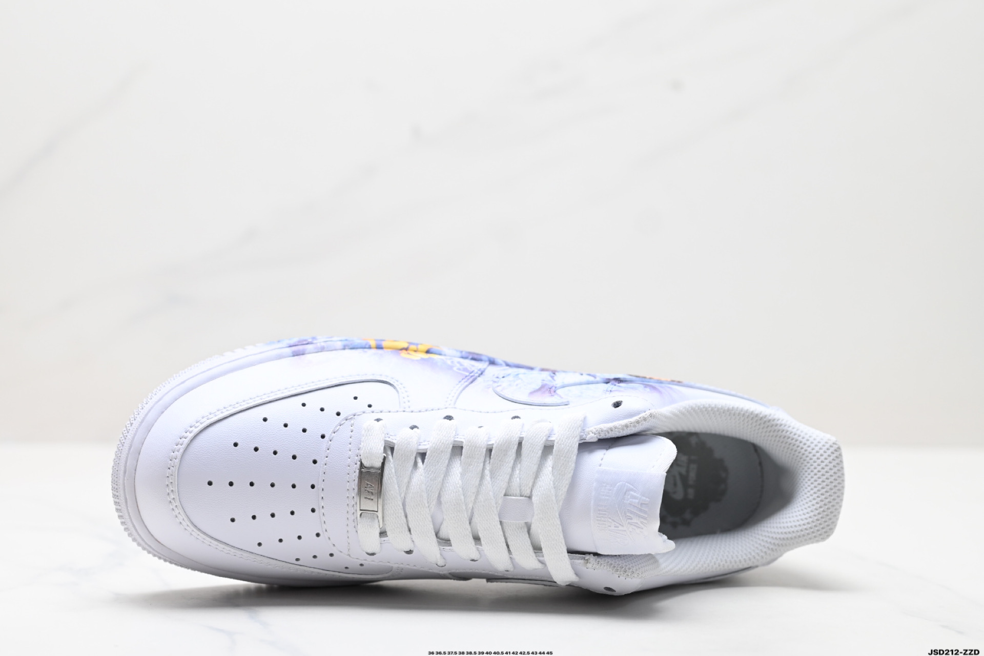 NIKE AIR FORCE 1‘07 LV8  CW2288-111