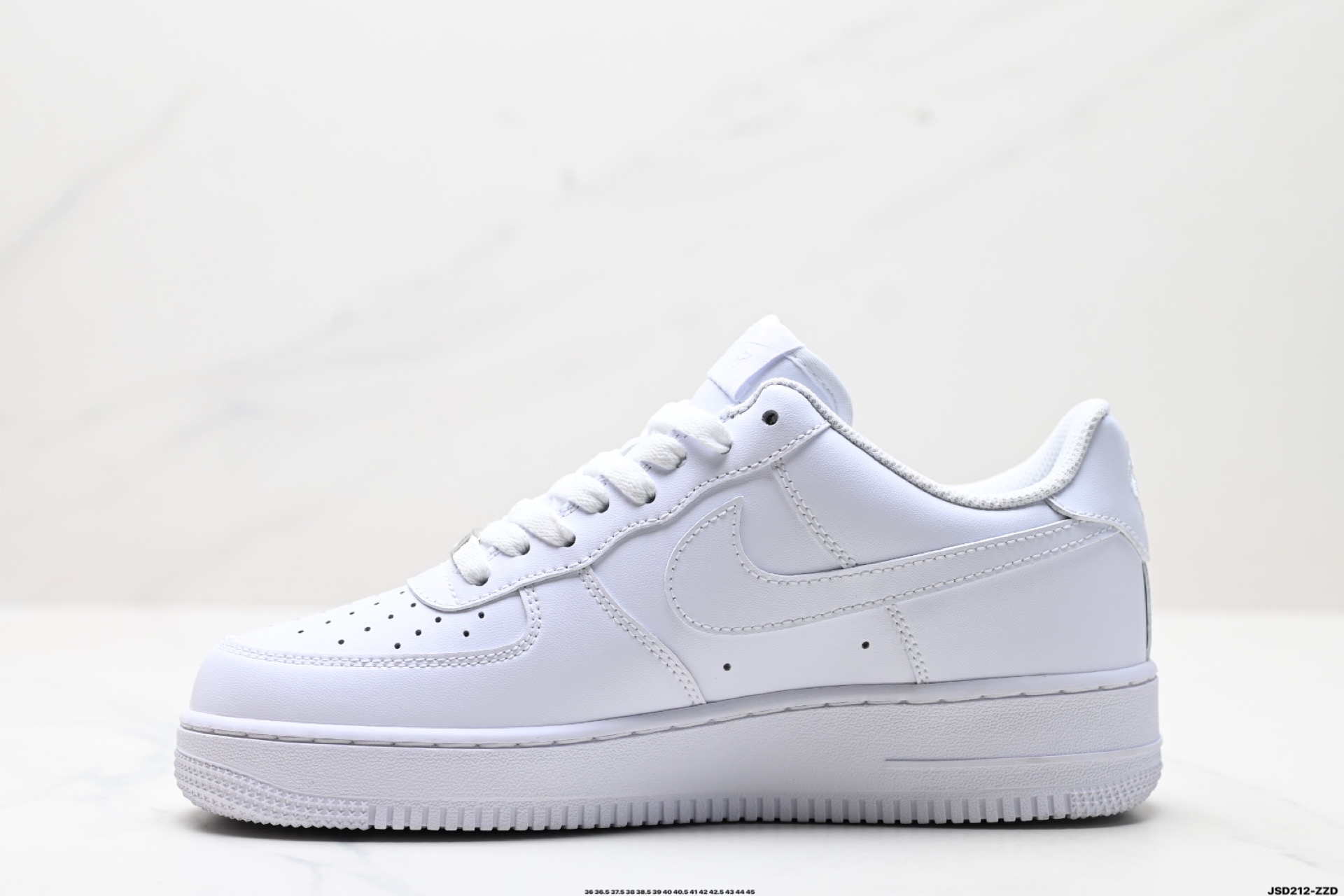 NIKE AIR FORCE 1‘07 LV8  CW2288-111