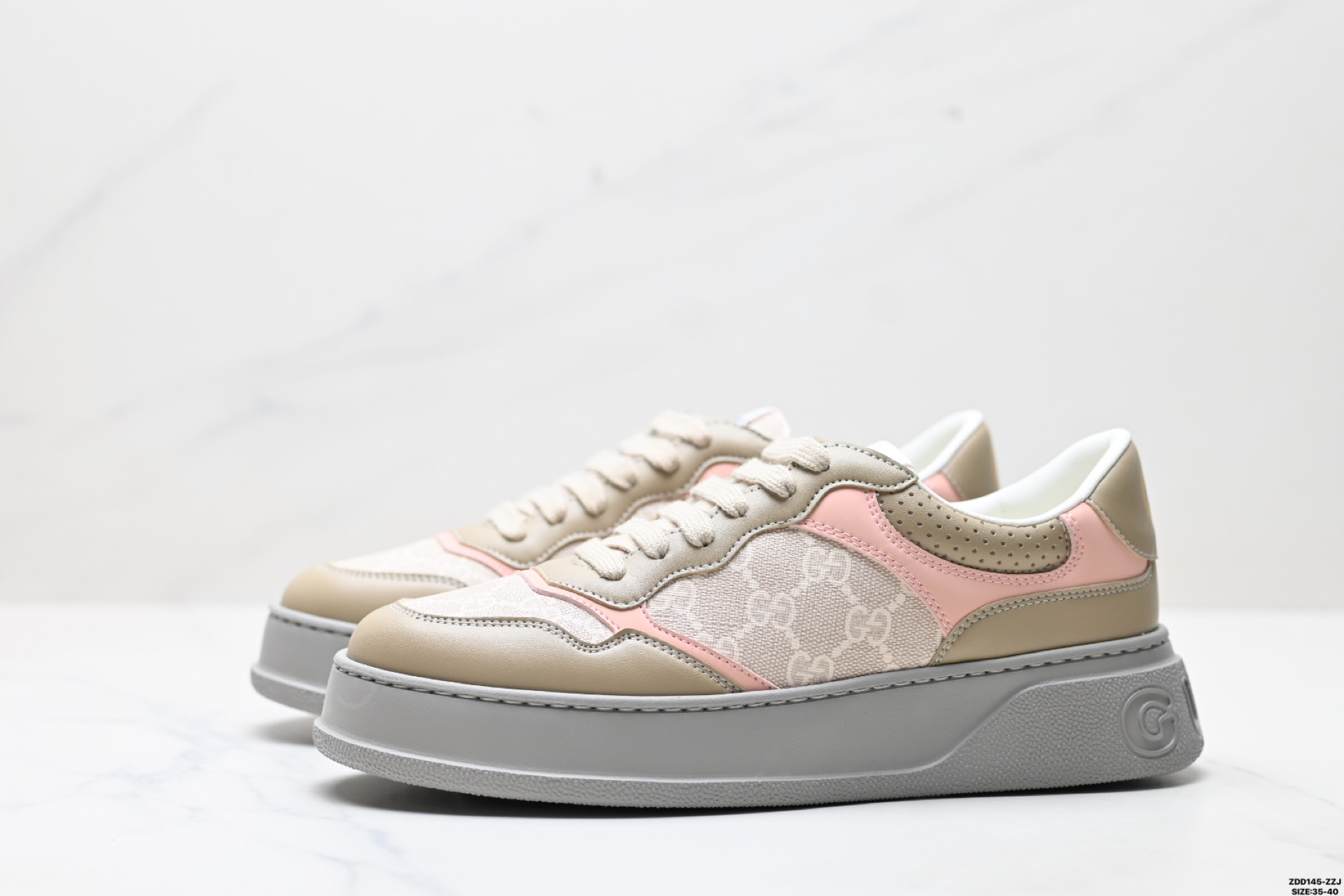 GUCCI古驰 Chunky B 饼干鞋低帮 时尚板鞋  675619 5ZXCO 9580