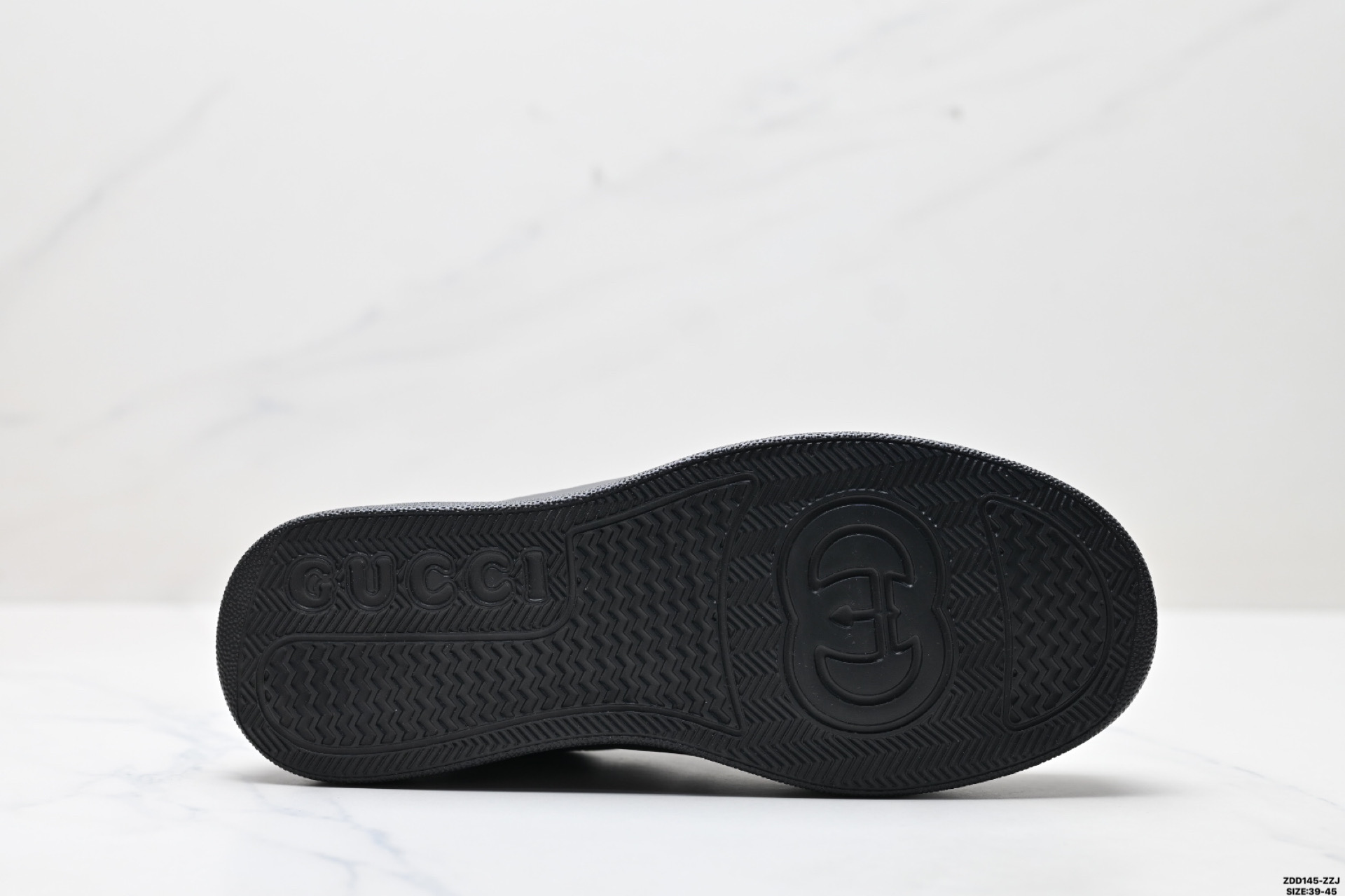 GUCCI古驰 Chunky B 饼干鞋低帮 时尚板鞋 675619 5ZXCO 9580