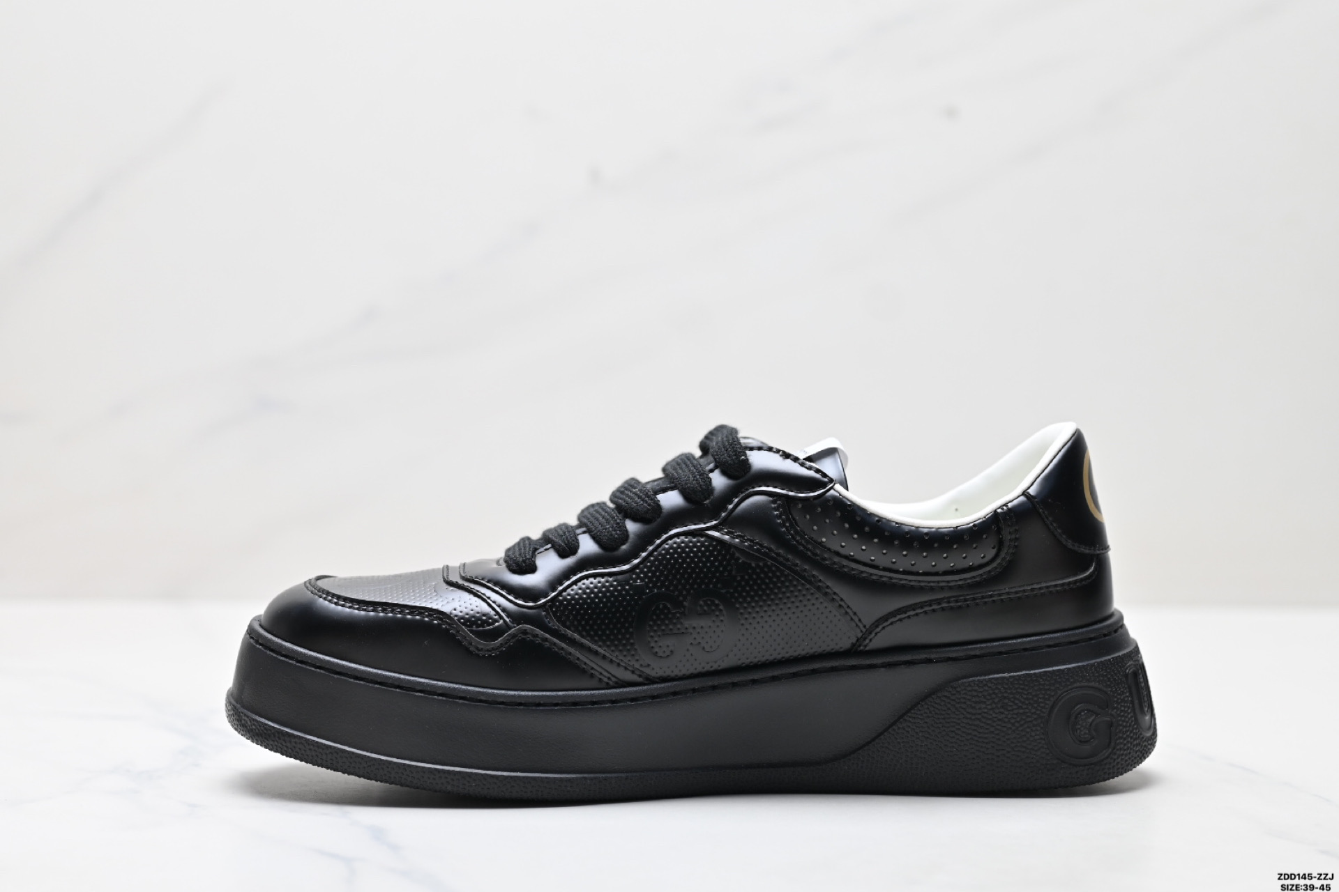 GUCCI古驰 Chunky B 饼干鞋低帮 时尚板鞋 675619 5ZXCO 9580