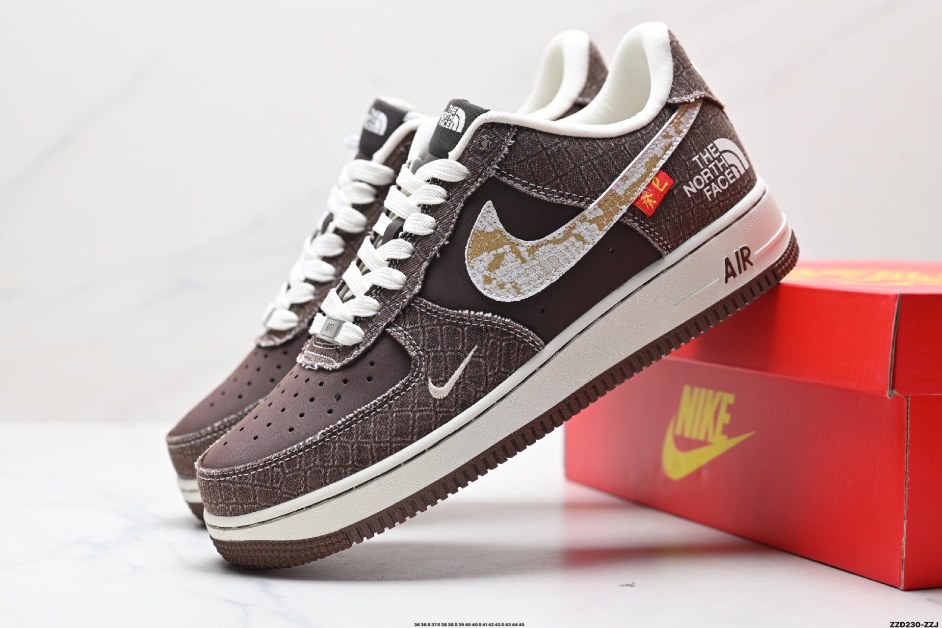 NIKE AIR FORCE 1‘07 LV8  CH6336-524
