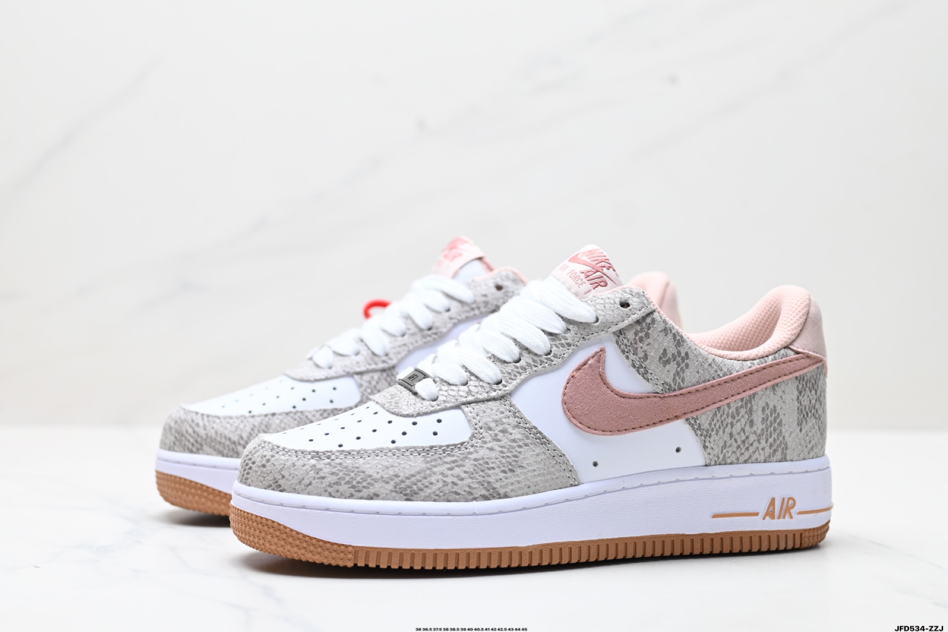 NIKE AIR FORCE 1‘07  HF2898-100