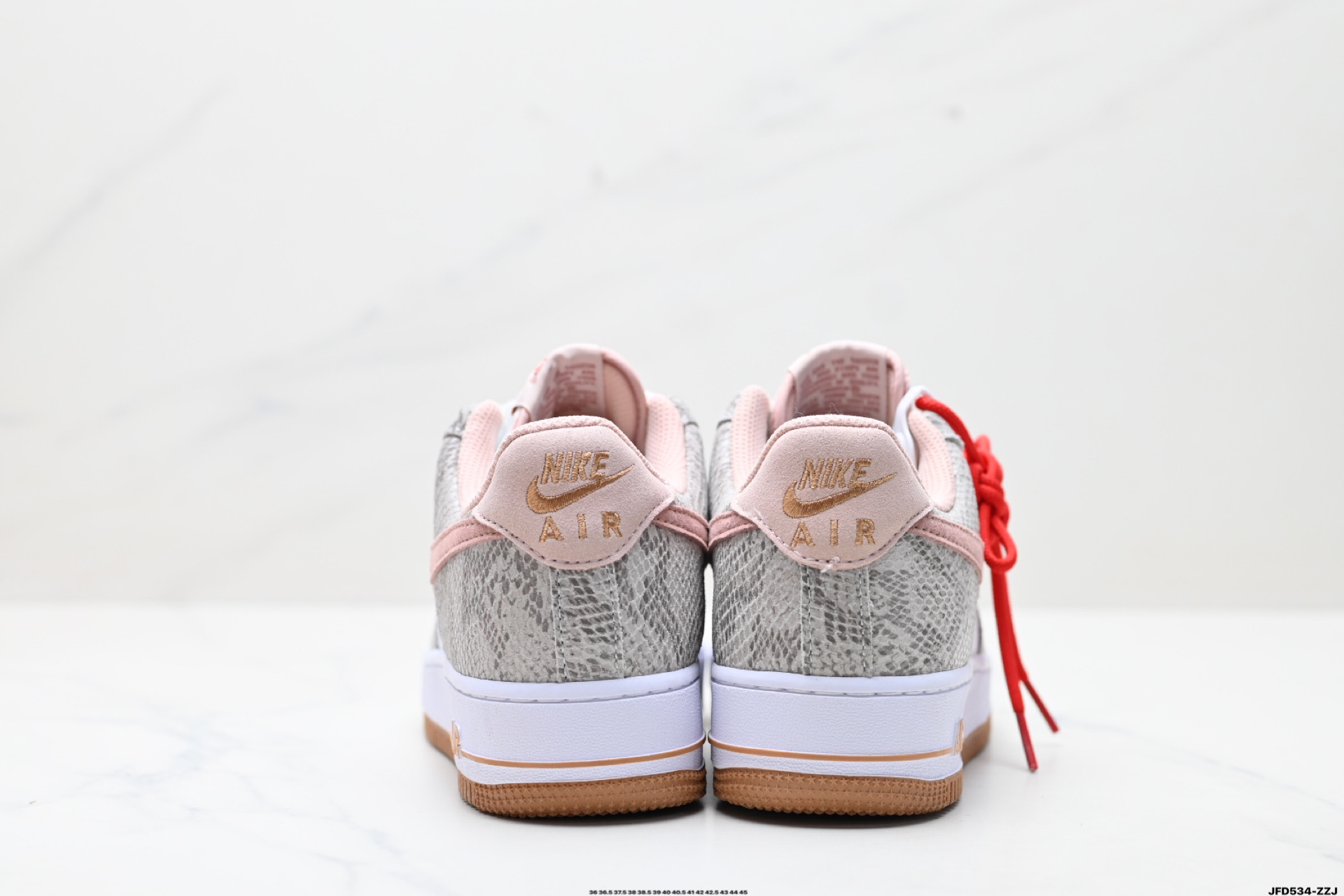 NIKE AIR FORCE 1‘07  HF2898-100