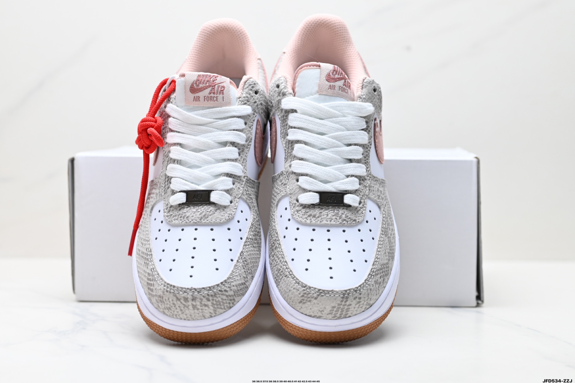 NIKE AIR FORCE 1‘07  HF2898-100