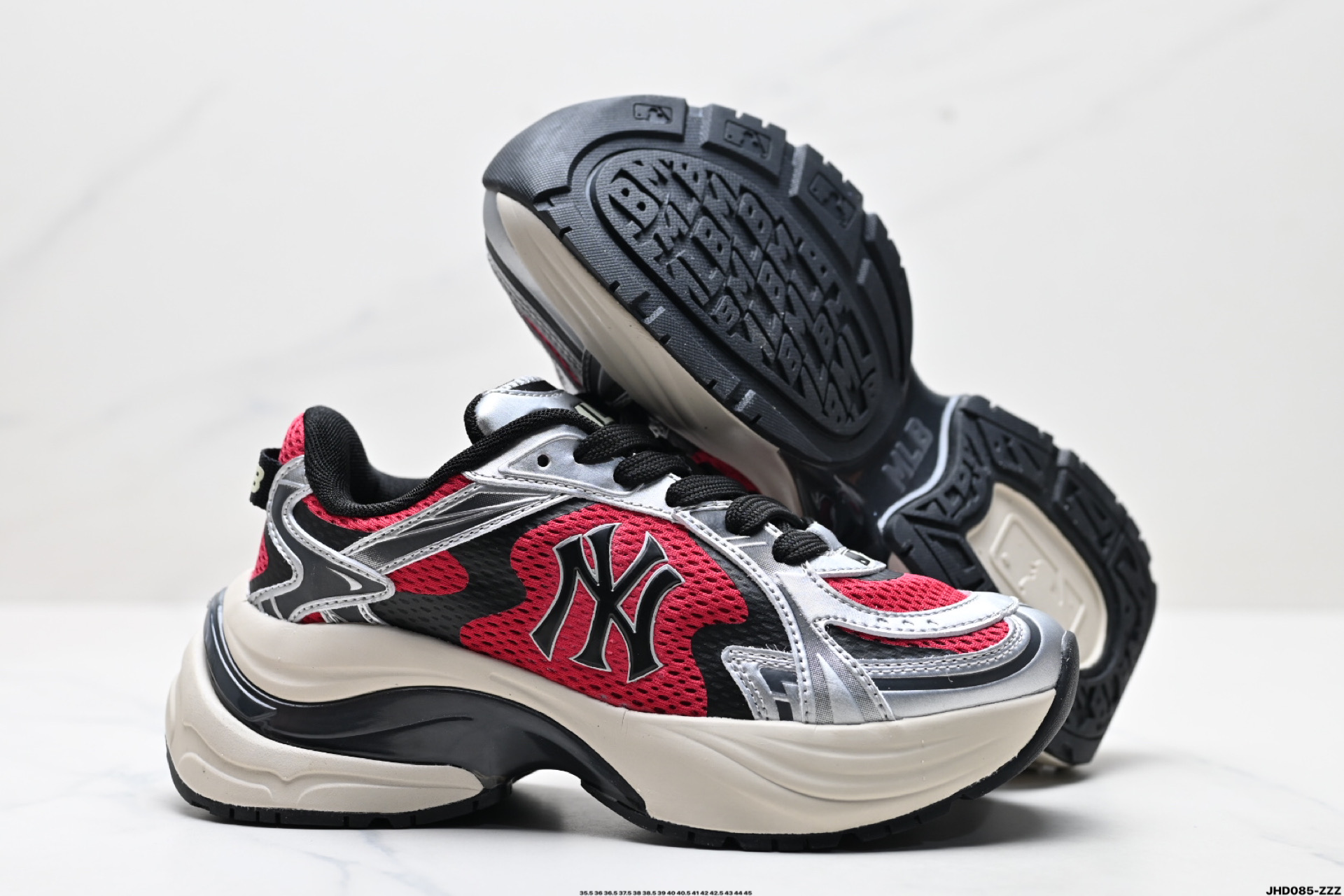 MLB New York Yankees Curve Runner 舒适百搭 防滑耐磨 低帮 流浪鞋跑步鞋 3ARNSPL4N