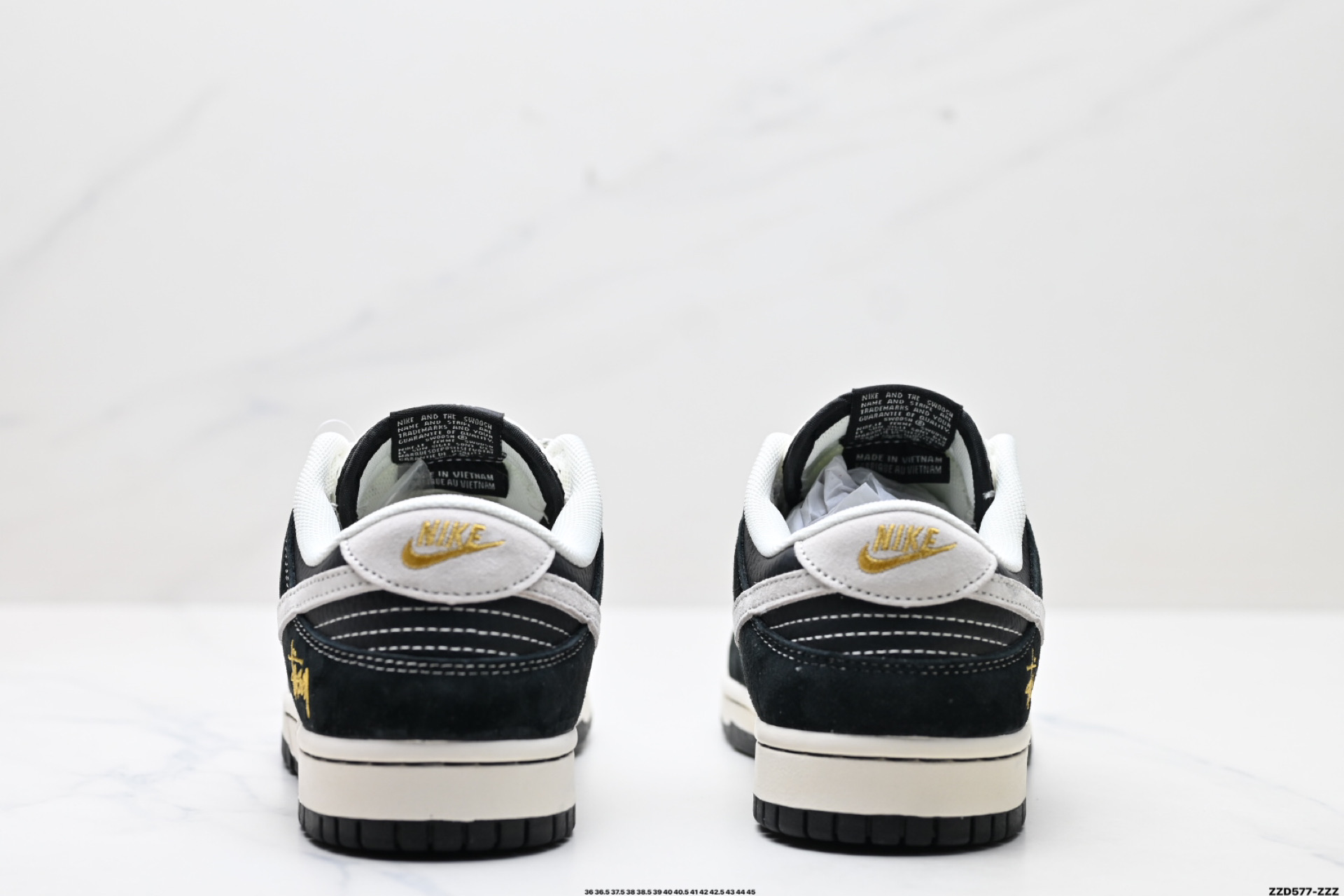 NK Dunk Low Retro “DIY高端定制” 低帮休闲运动板鞋  XS1086-010