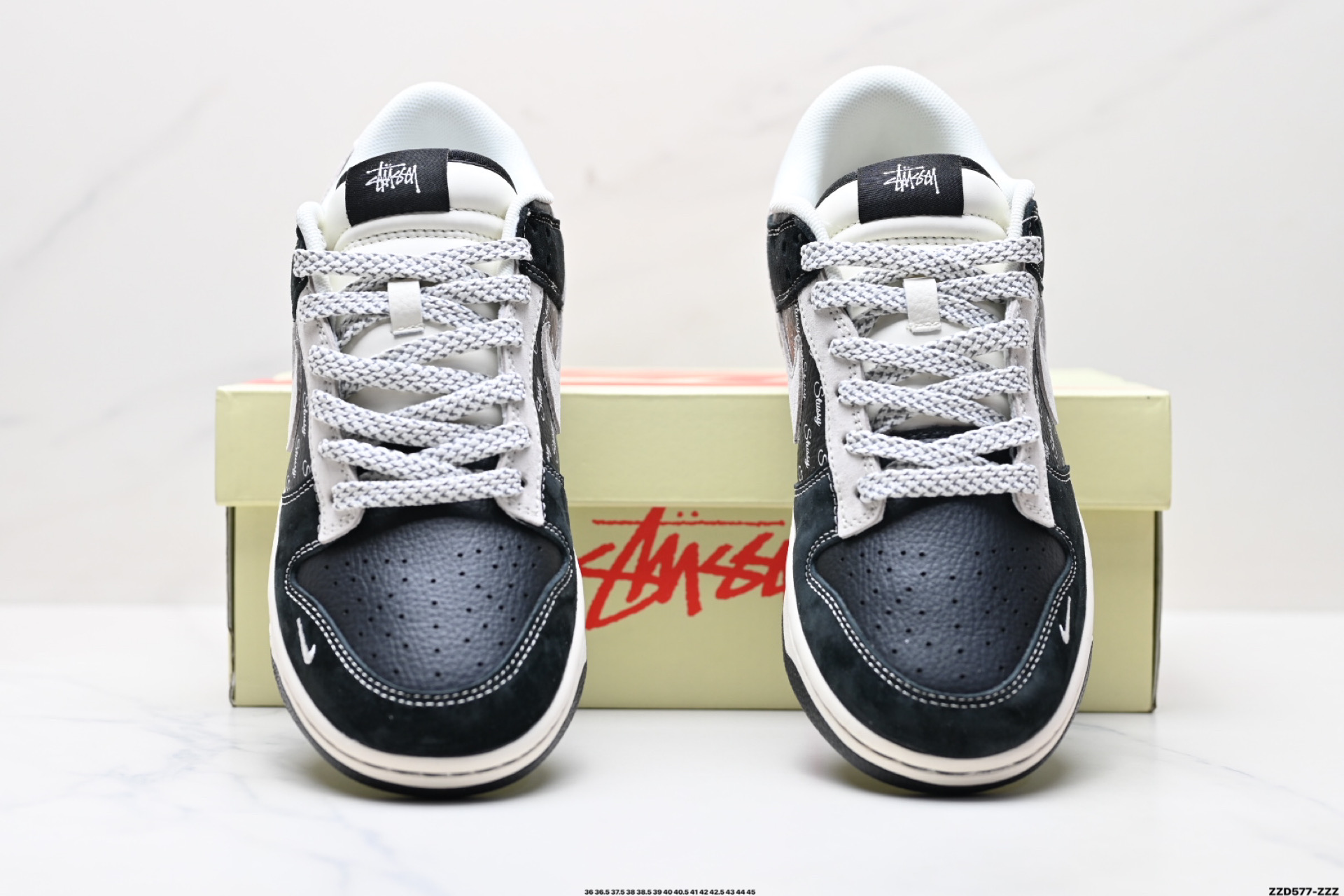 NK Dunk Low Retro “DIY高端定制” 低帮休闲运动板鞋  XS1086-010
