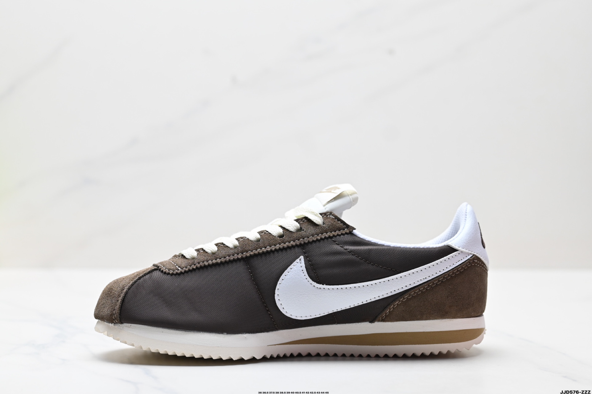 Nike Classic Cortez 耐克经典轻便舒适男子阿甘鞋休闲跑步鞋运动鞋  DZ2795-200