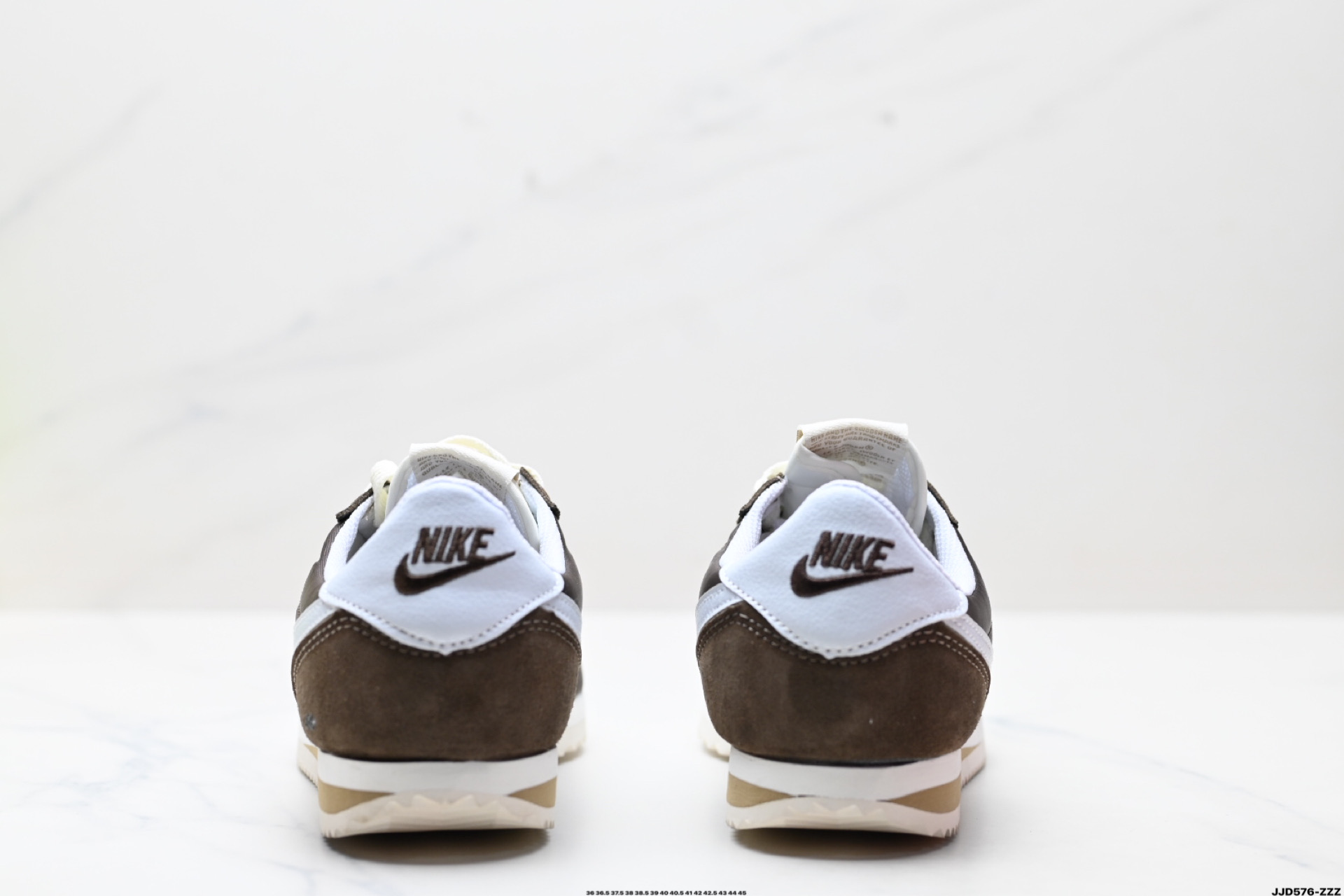 Nike Classic Cortez 耐克经典轻便舒适男子阿甘鞋休闲跑步鞋运动鞋  DZ2795-200