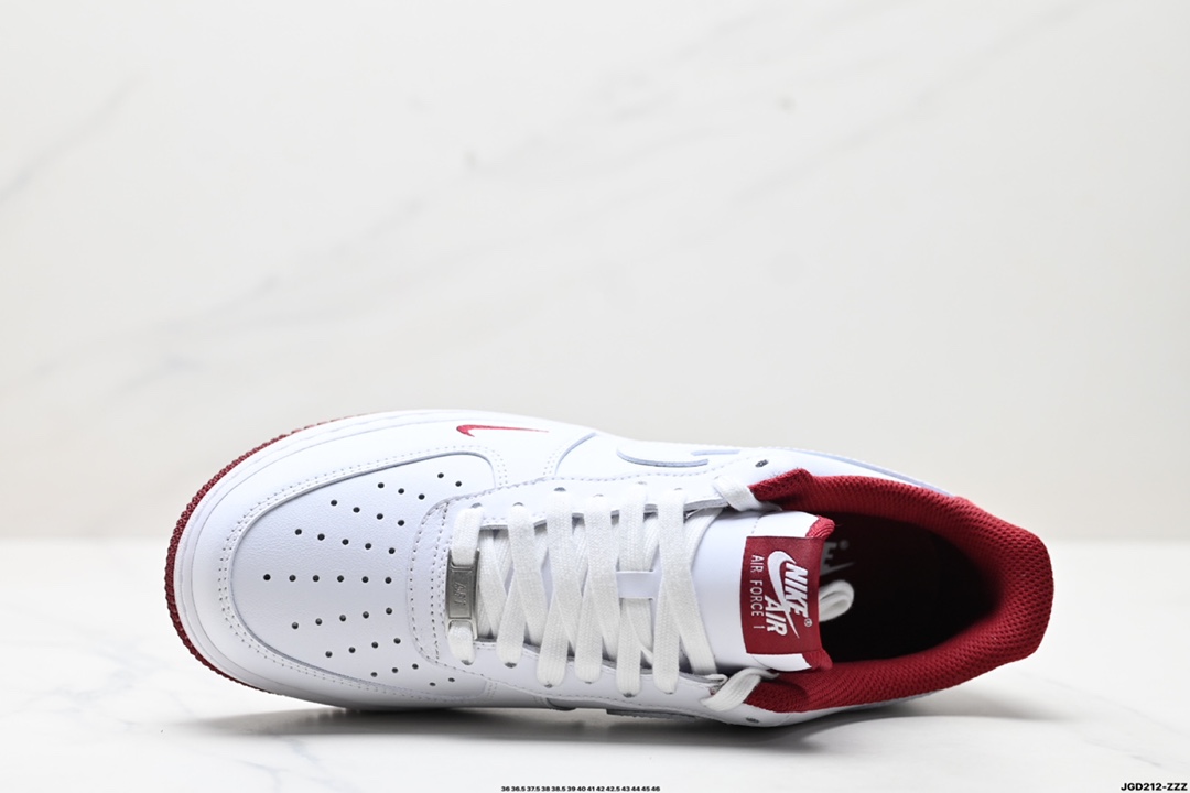 NIKE AIR FORCE 1‘07 LV8  HM9483-100