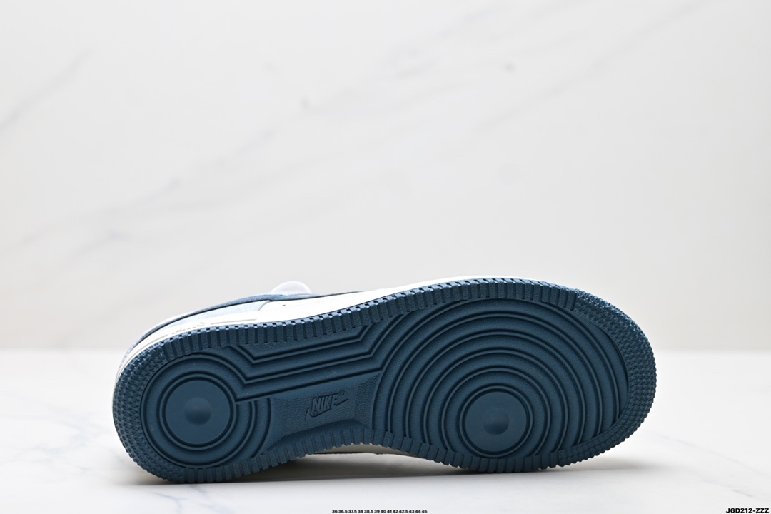 NIKE AIR FORCE 1‘07 LV8  BX5815-535