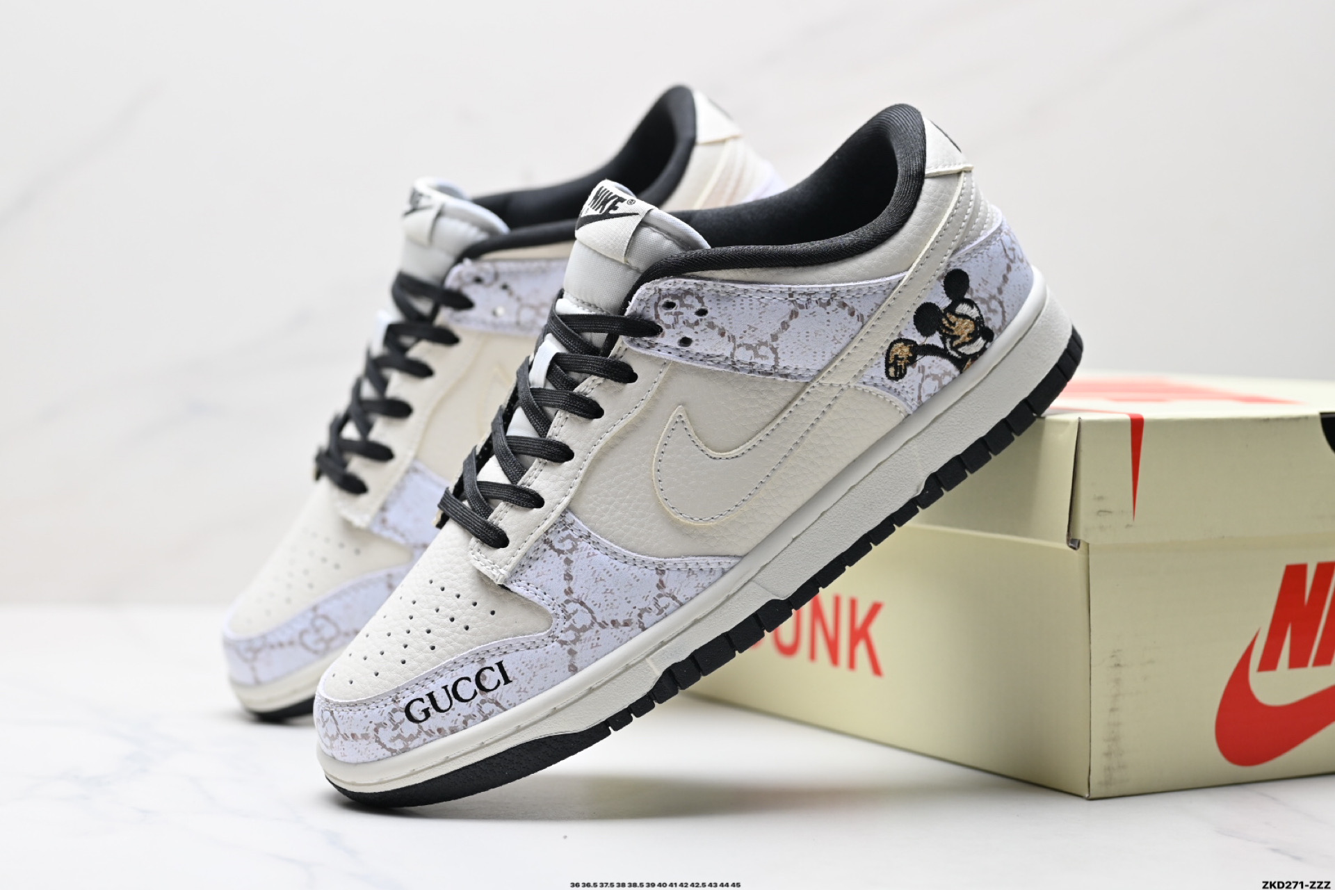 NK Dunk Low Retro “DIY高端定制” 低帮休闲运动板鞋  LW1818-112