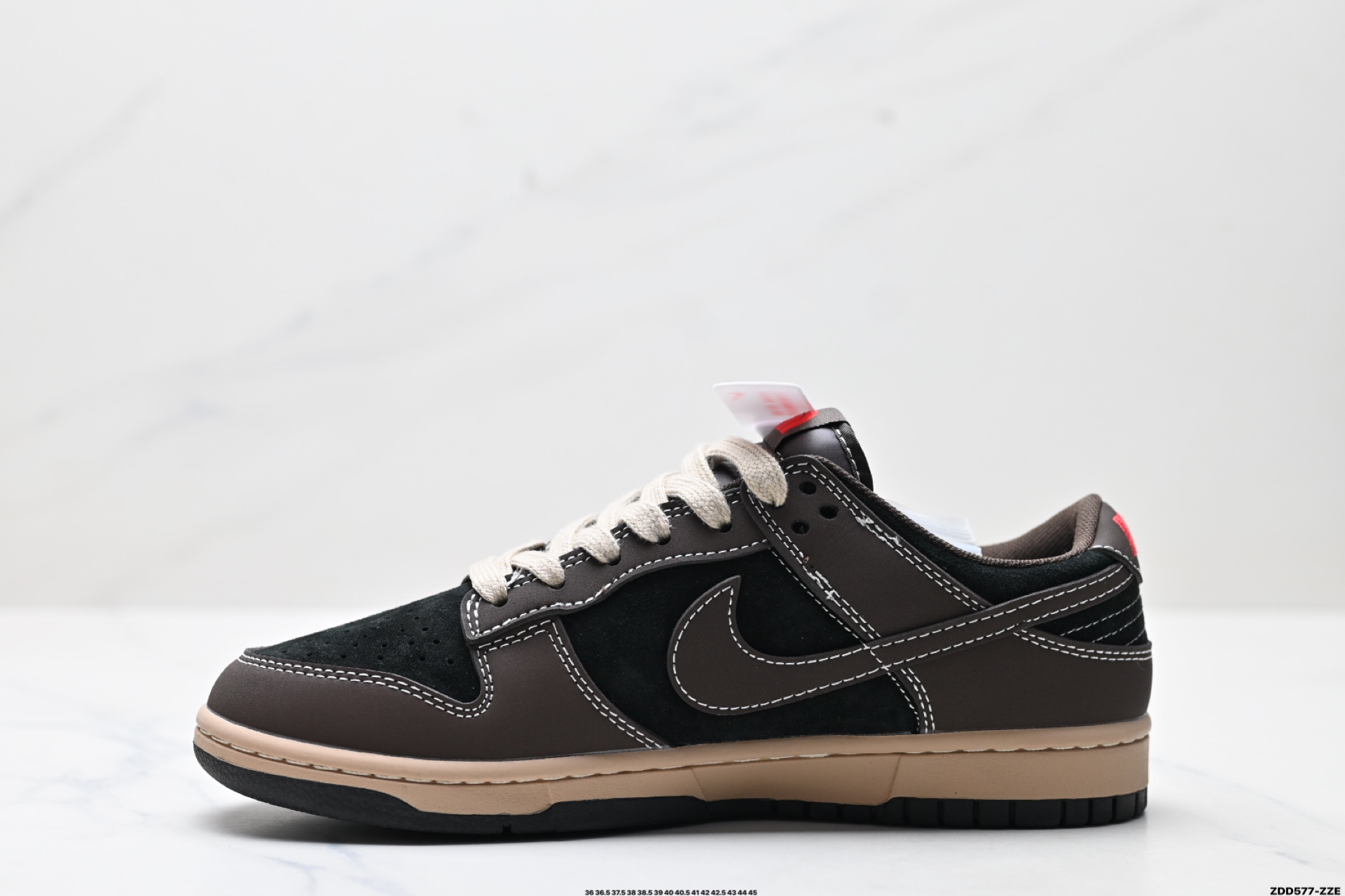 NK Dunk Low Retro “DIY高端定制” 低帮休闲运动板鞋  XX9928-028
