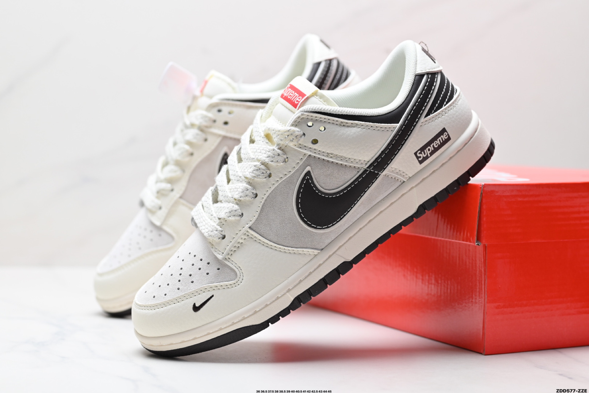 NK Dunk Low Retro “DIY高端定制” 低帮休闲运动板鞋  XX9934-034