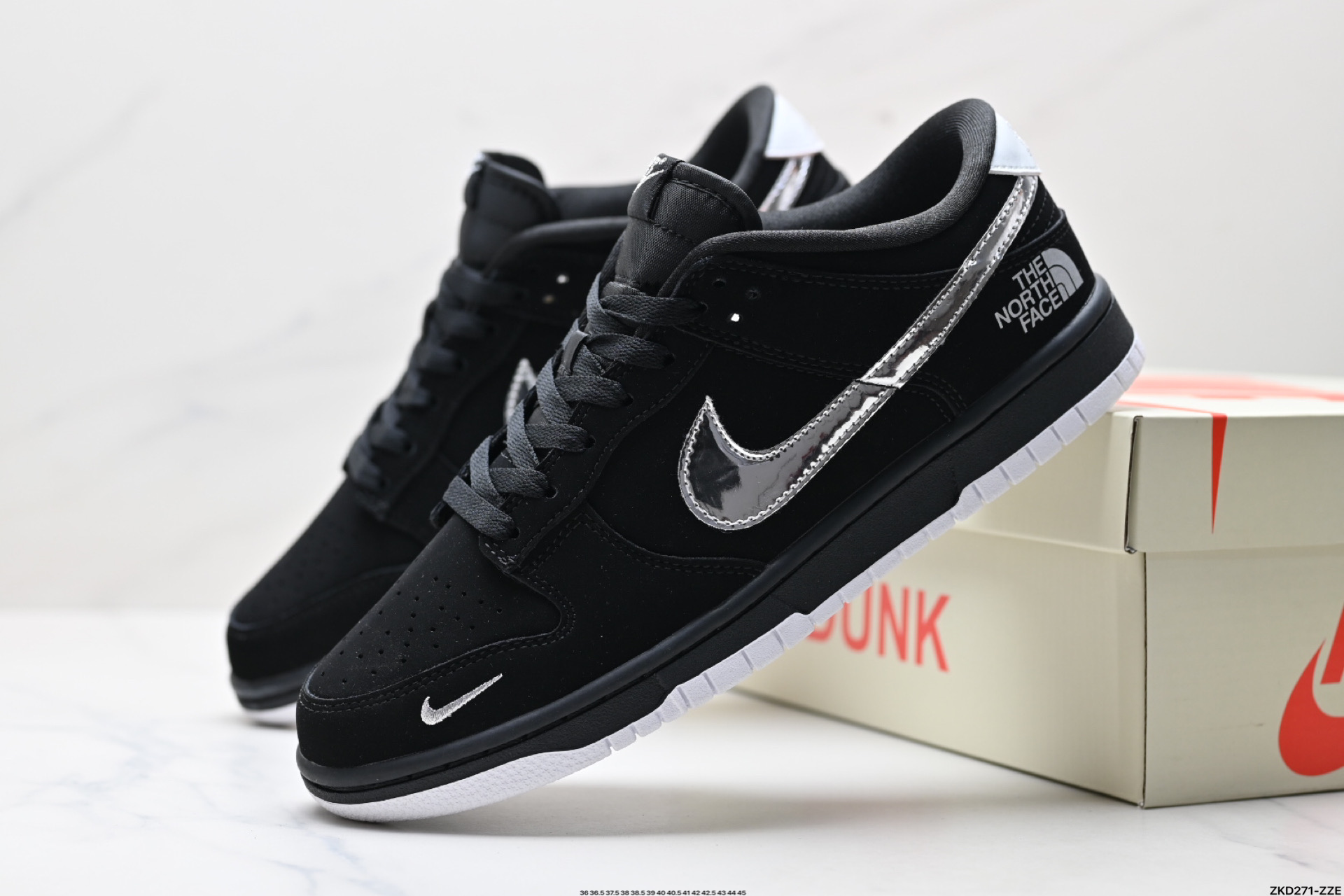 NK Dunk Low Retro “DIY高端定制” 低帮休闲运动板鞋  KK1333-024