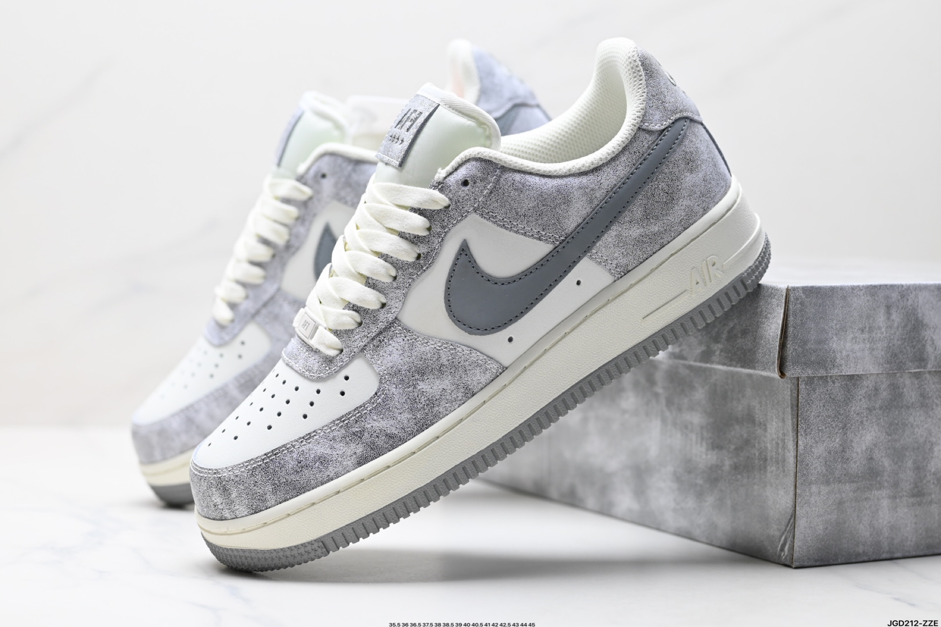 NIKE AIR FORCE 1‘07 LV8 HF2014-100