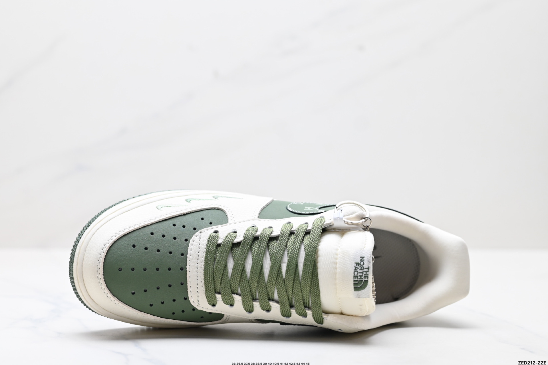 NIKE AIR FORCE 1‘07 LV8  KK1988-043