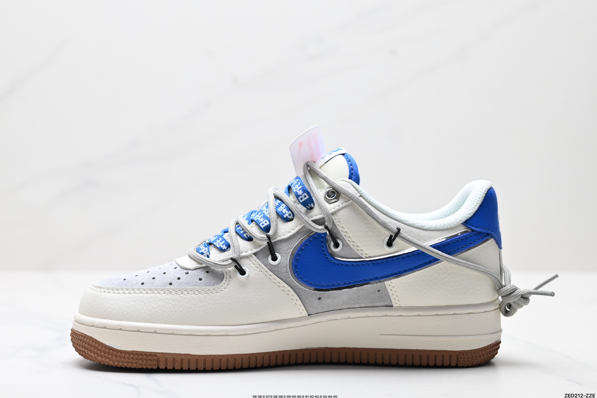 NIKE AIR FORCE 1‘07 LV8  SJ1198-112