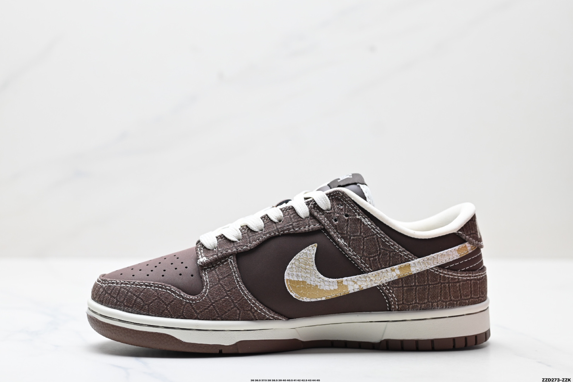 NK Dunk Low Retro “DIY高端定制” 低帮休闲运动板鞋  CH8311-281