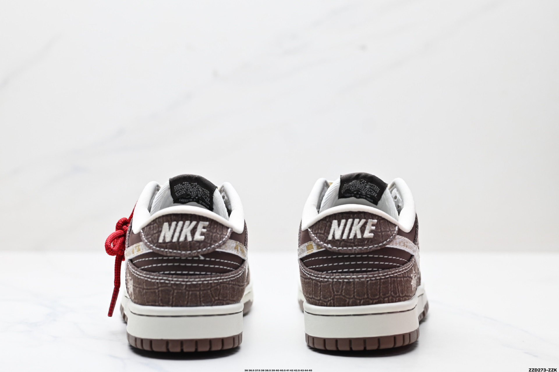NK Dunk Low Retro “DIY高端定制” 低帮休闲运动板鞋  CH8311-281
