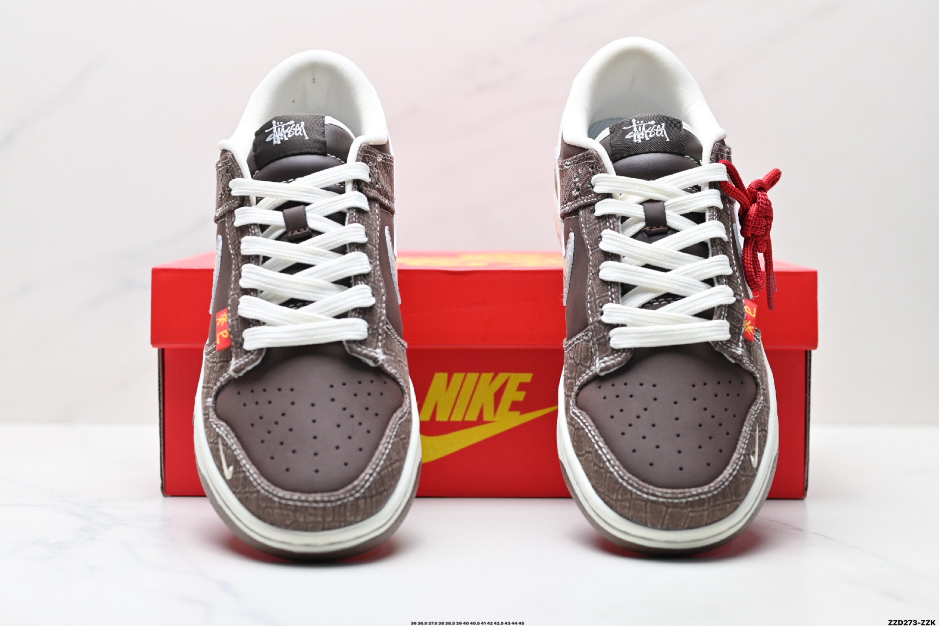 NK Dunk Low Retro “DIY高端定制” 低帮休闲运动板鞋  CH8311-281
