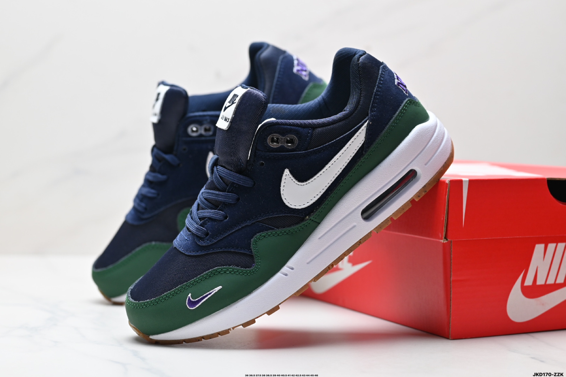 Nike Air Max 1 耐克气垫 缓震 耐磨运动鞋  DN1803-900