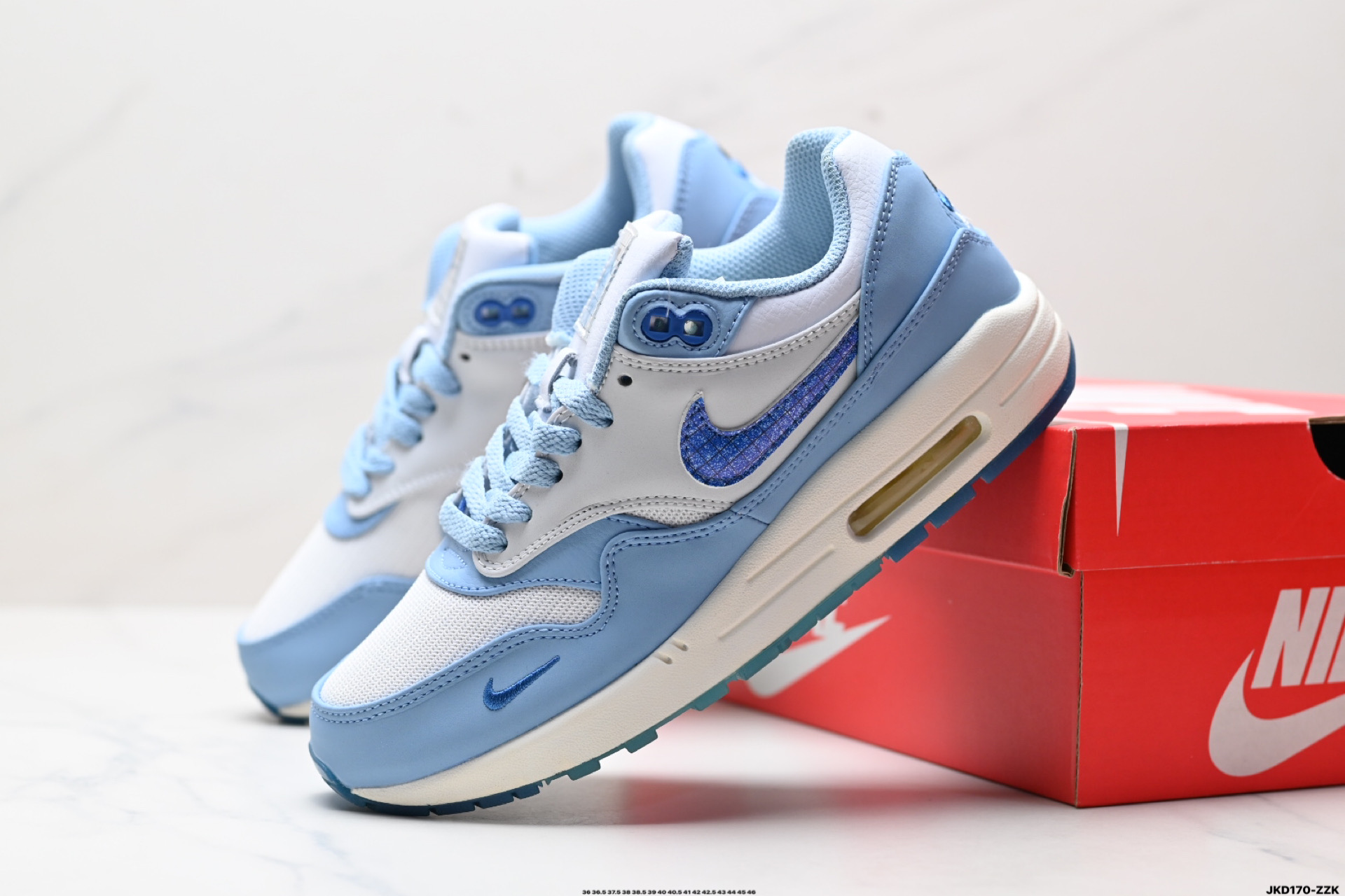 Nike Air Max 1 耐克气垫 缓震 耐磨运动鞋  DN1803-900