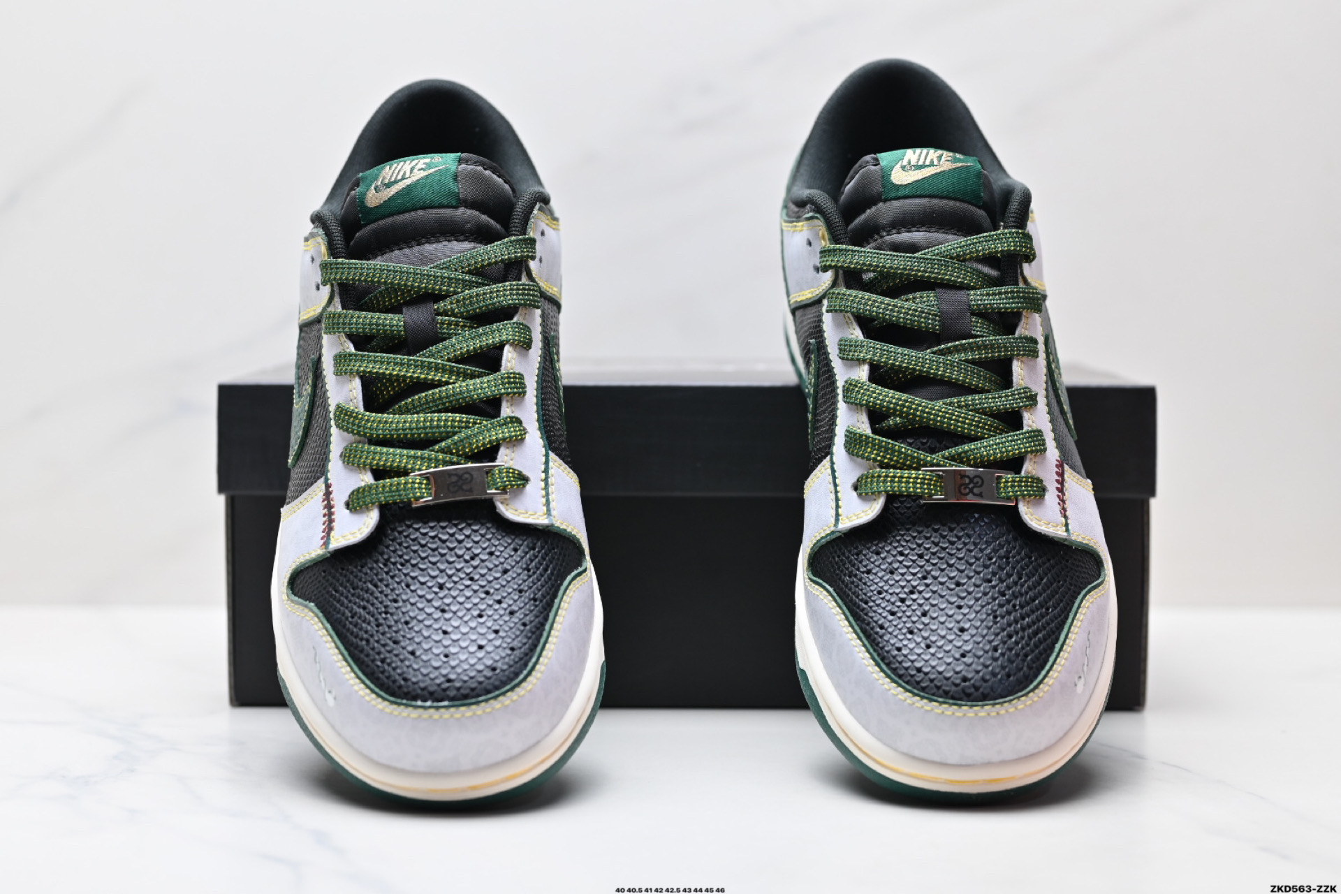 NK Dunk Low Retro “DIY高端定制” 低帮休闲运动板鞋  GB1200-006