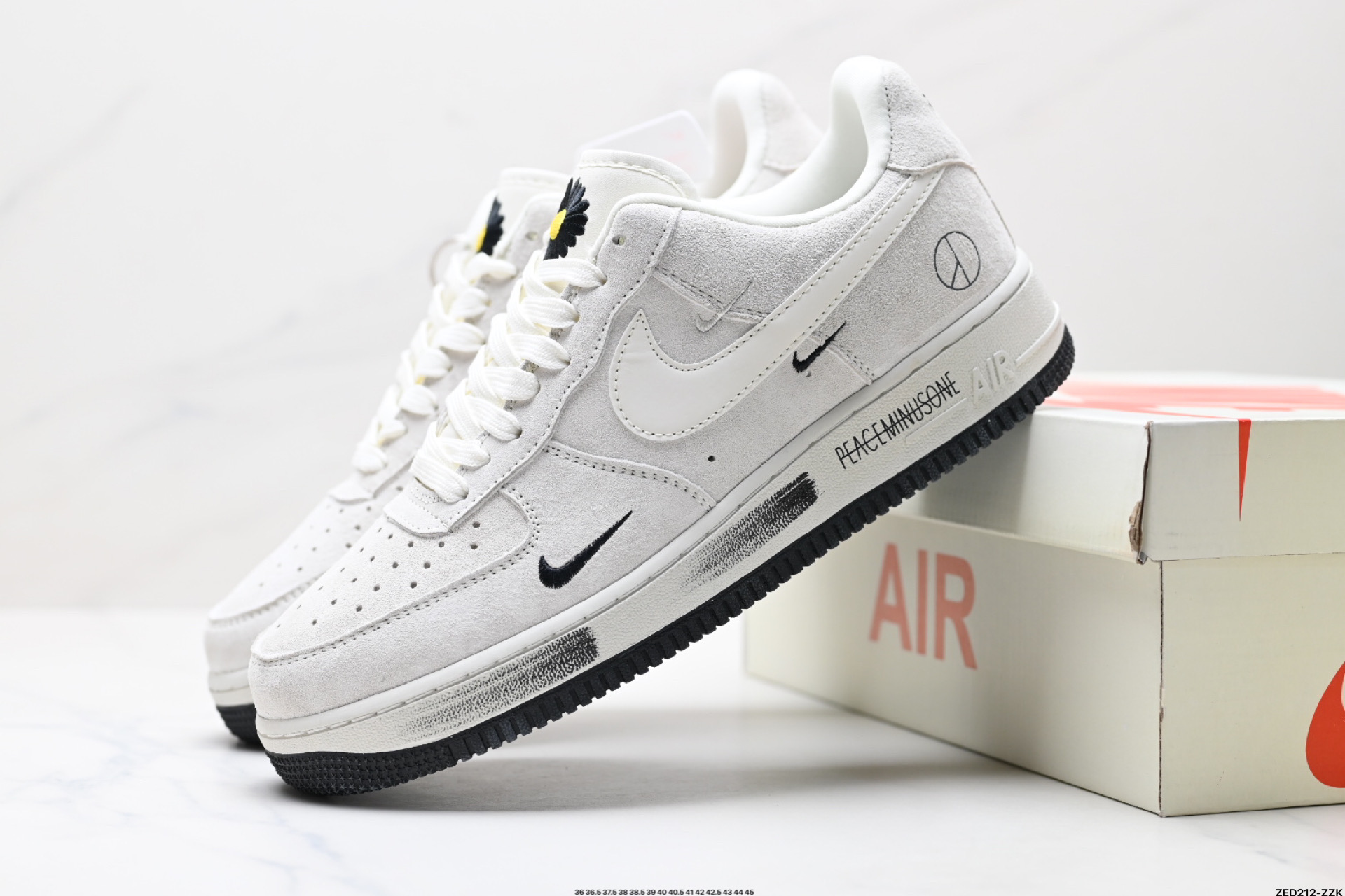 NIKE AIR FORCE 1‘07 LV8  DB3301-711