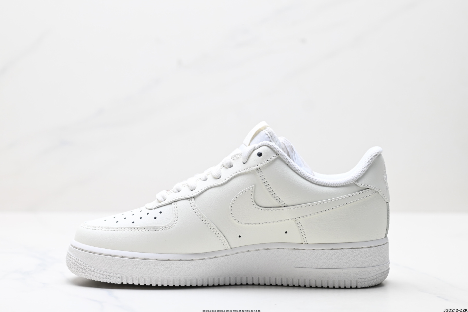 NIKE AIR FORCE 1‘07 LV8  DV6809-181