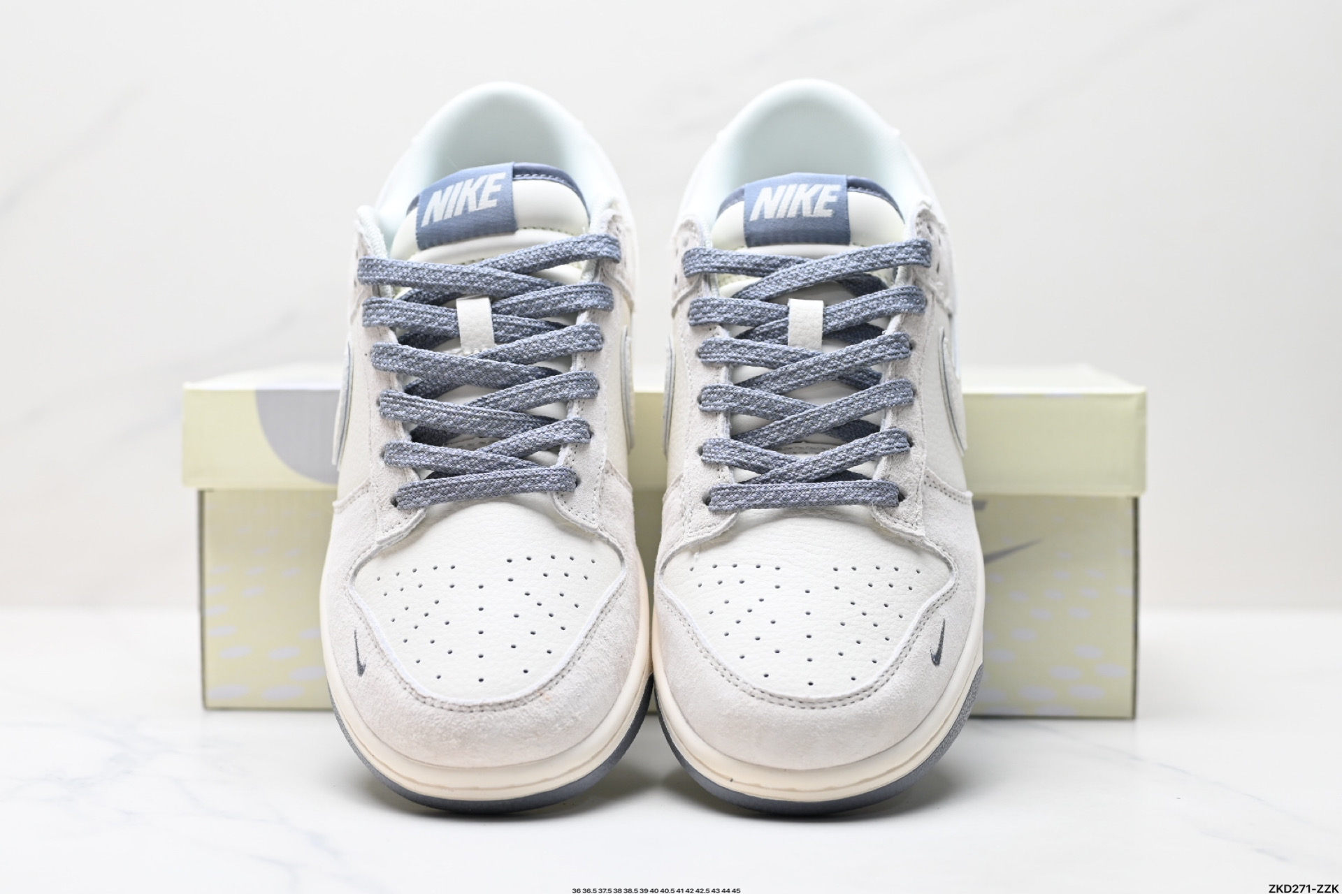 NK Dunk Low Retro “DIY高端定制” 低帮休闲运动板鞋  BB7518-022