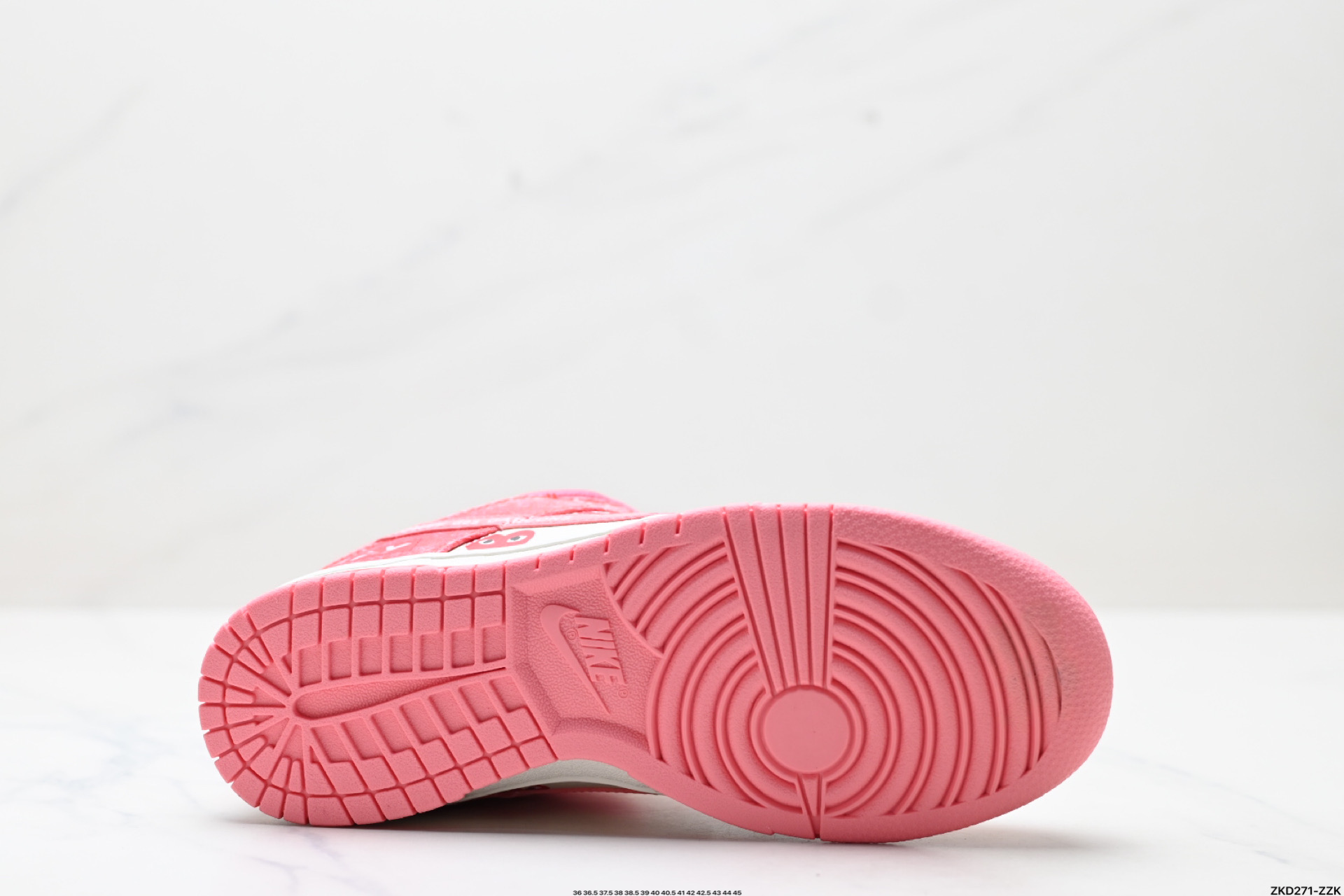 NK Dunk Low Retro “DIY高端定制” 低帮休闲运动板鞋  KK1333-023