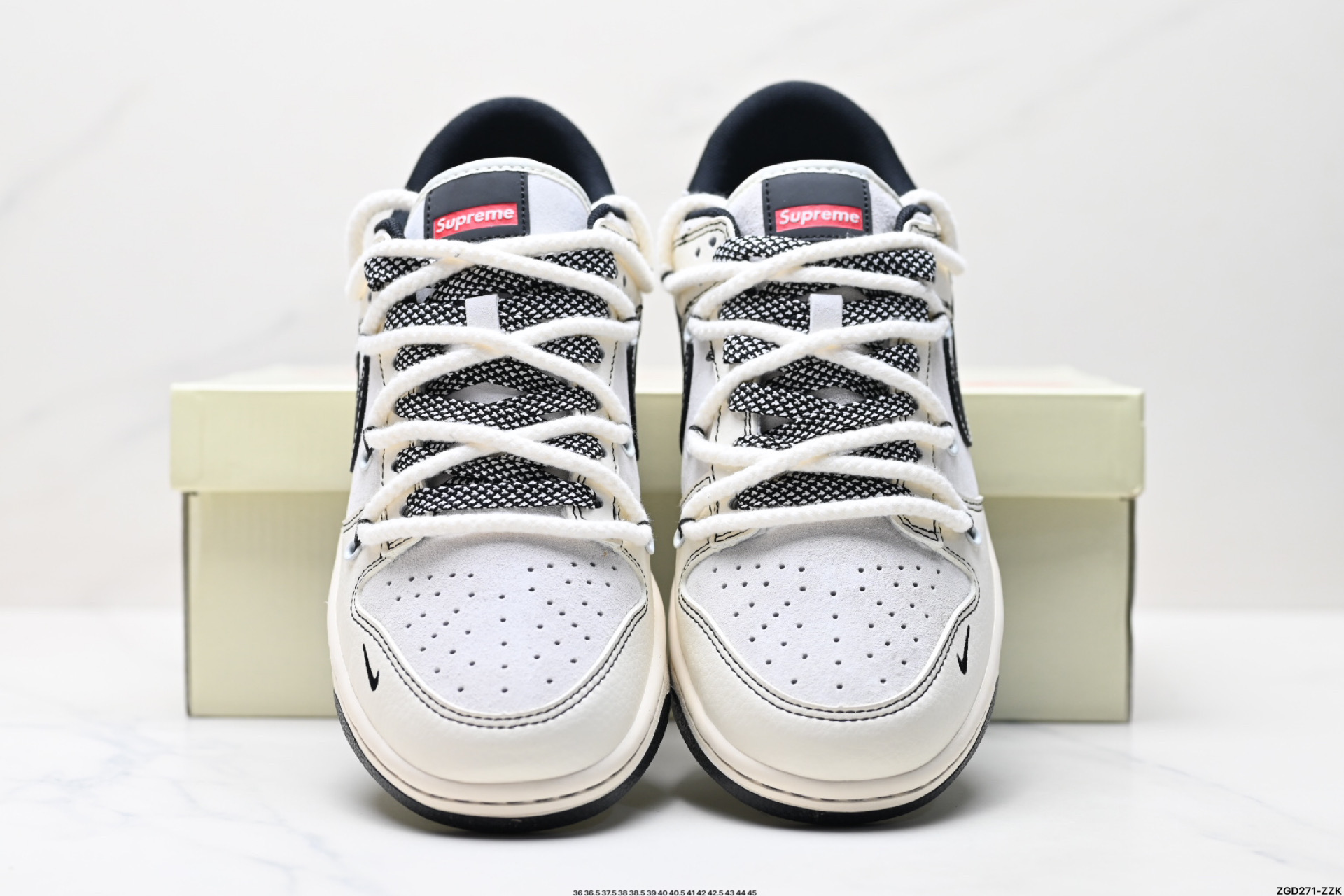 NK Dunk Low Retro “DIY高端定制” 低帮休闲运动板鞋  YX5066-205