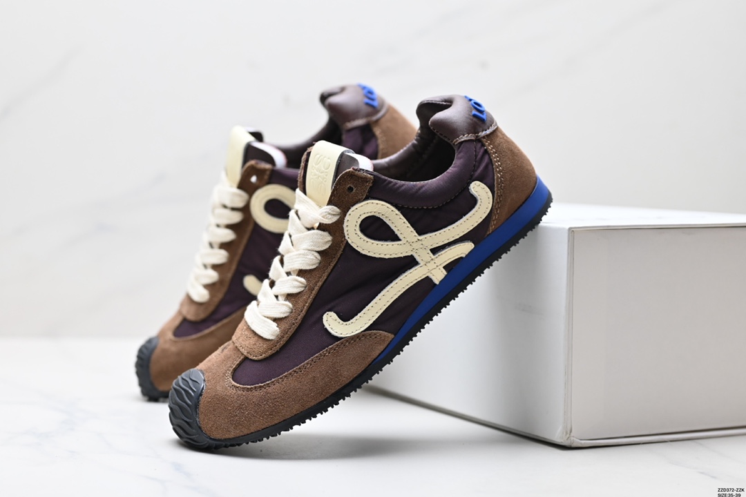 LOEWE罗意威 Ballet Runner 2.0小牛皮 圆头系带 低帮 生活休闲鞋 LLBR282X