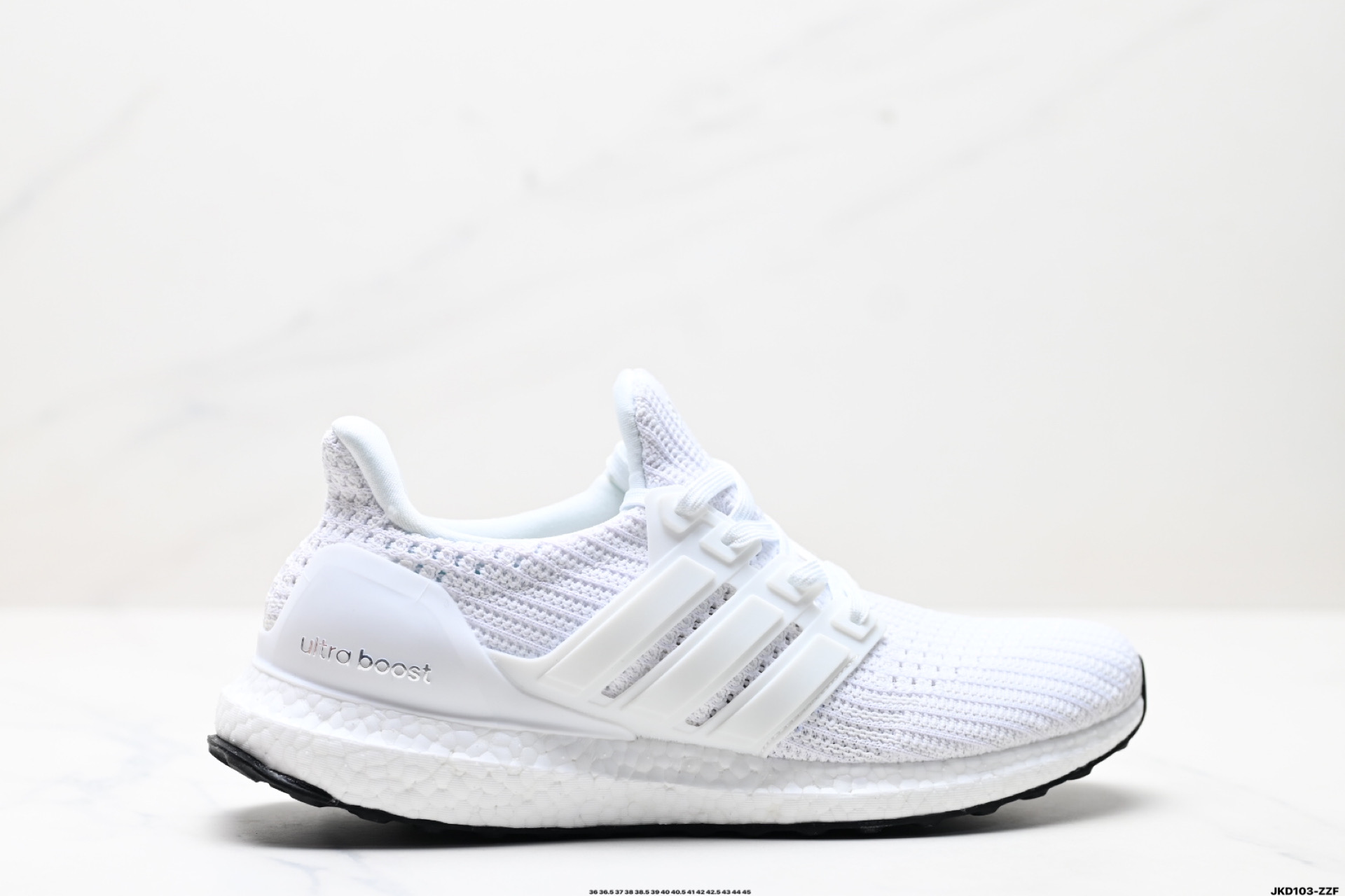 阿迪达斯Adidas Ultraboost 耐磨缓震休闲运动跑鞋  BB6168