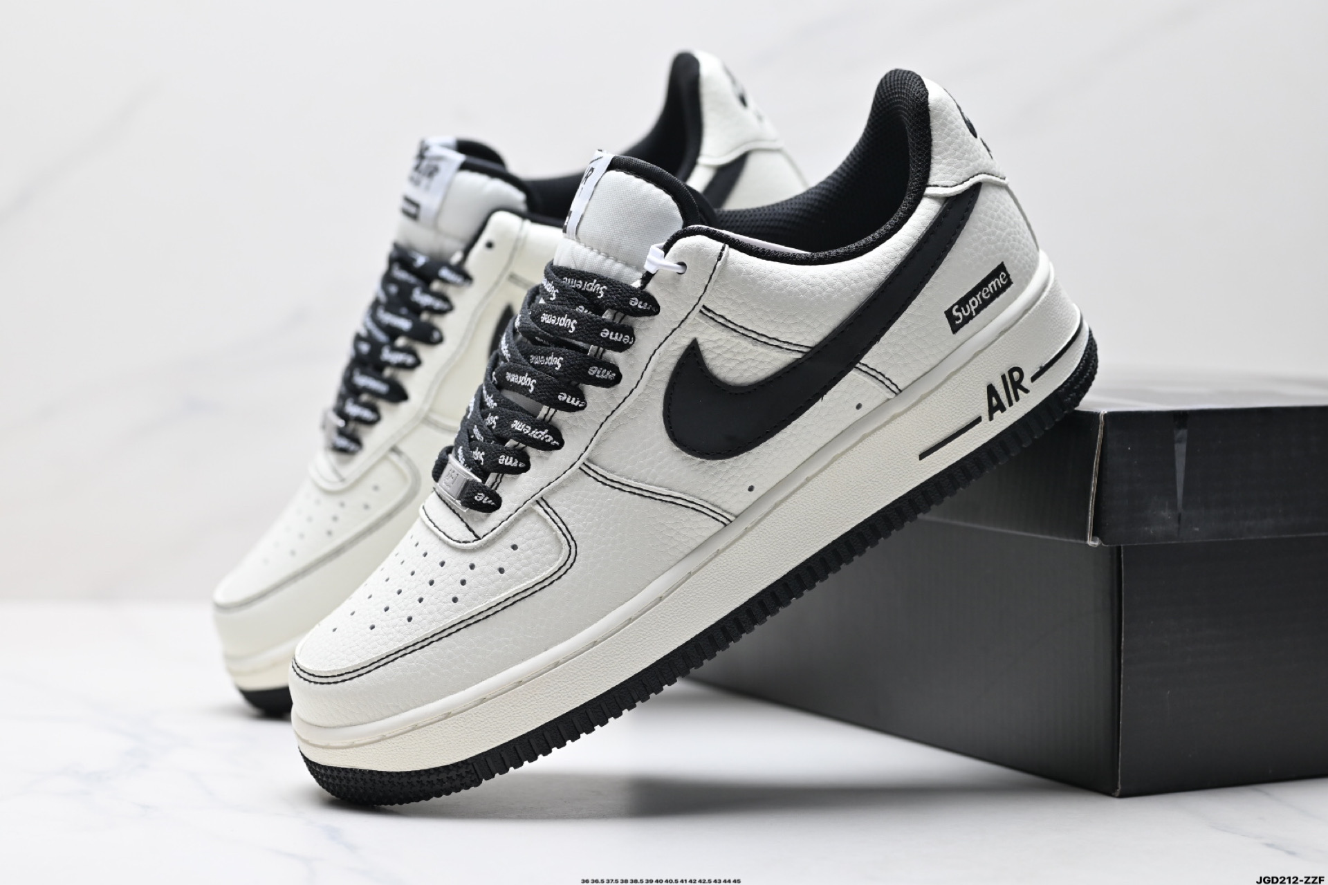 NIKE AIR FORCE 1‘07 LV8  SU0220-003